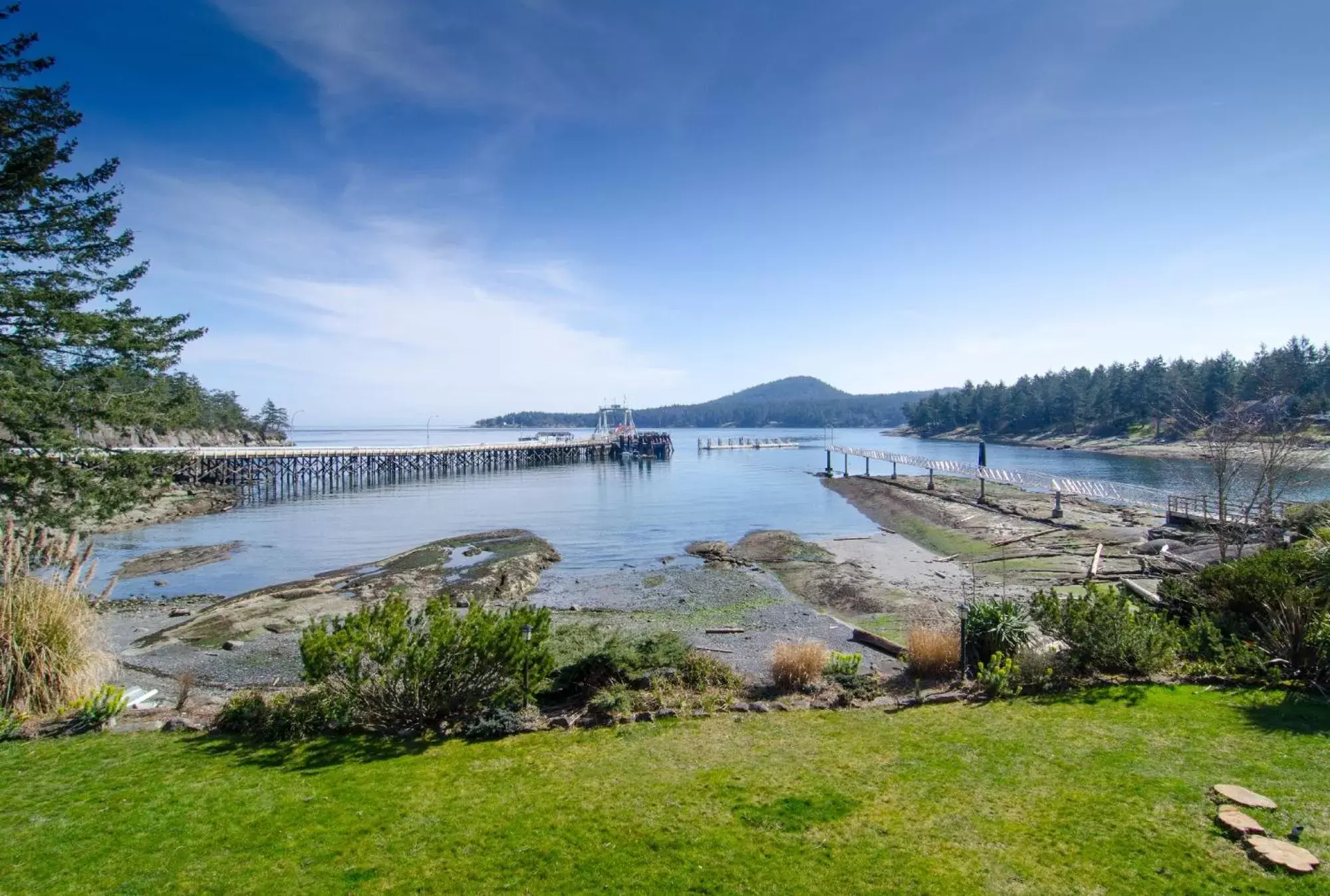 Natural landscape in Galiano Oceanfront Inn & Spa