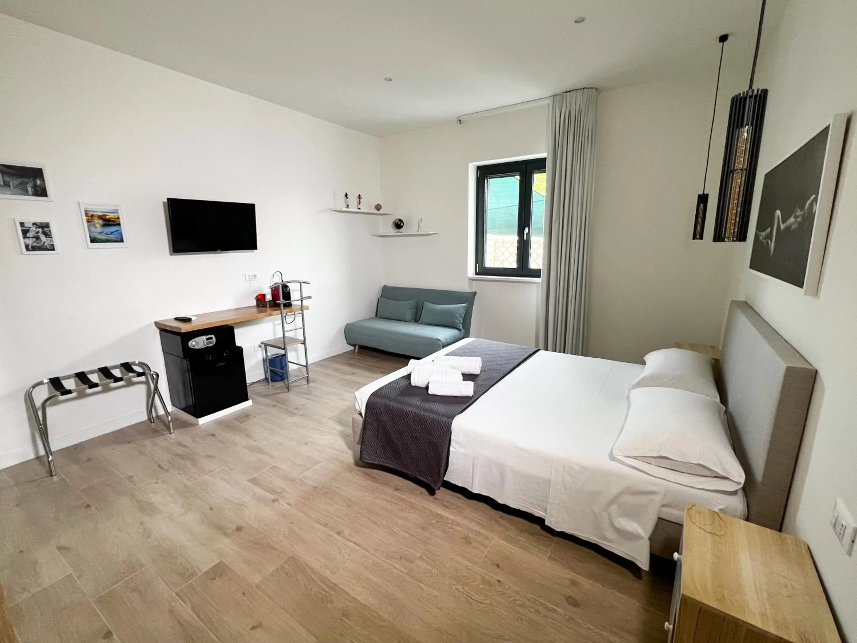 Photo of the whole room in Divina Perla