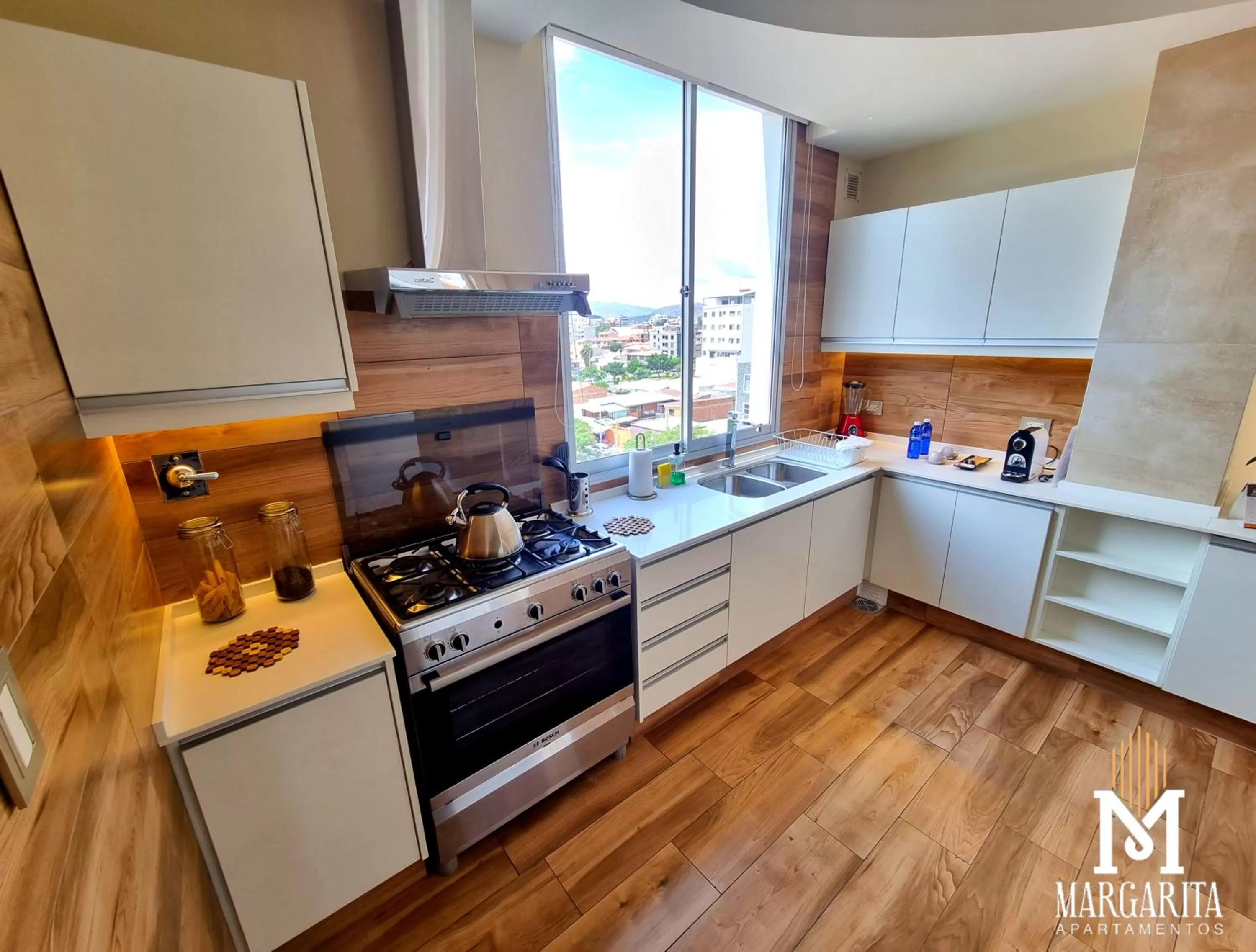 Kitchen or kitchenette in Margarita Apartamentos