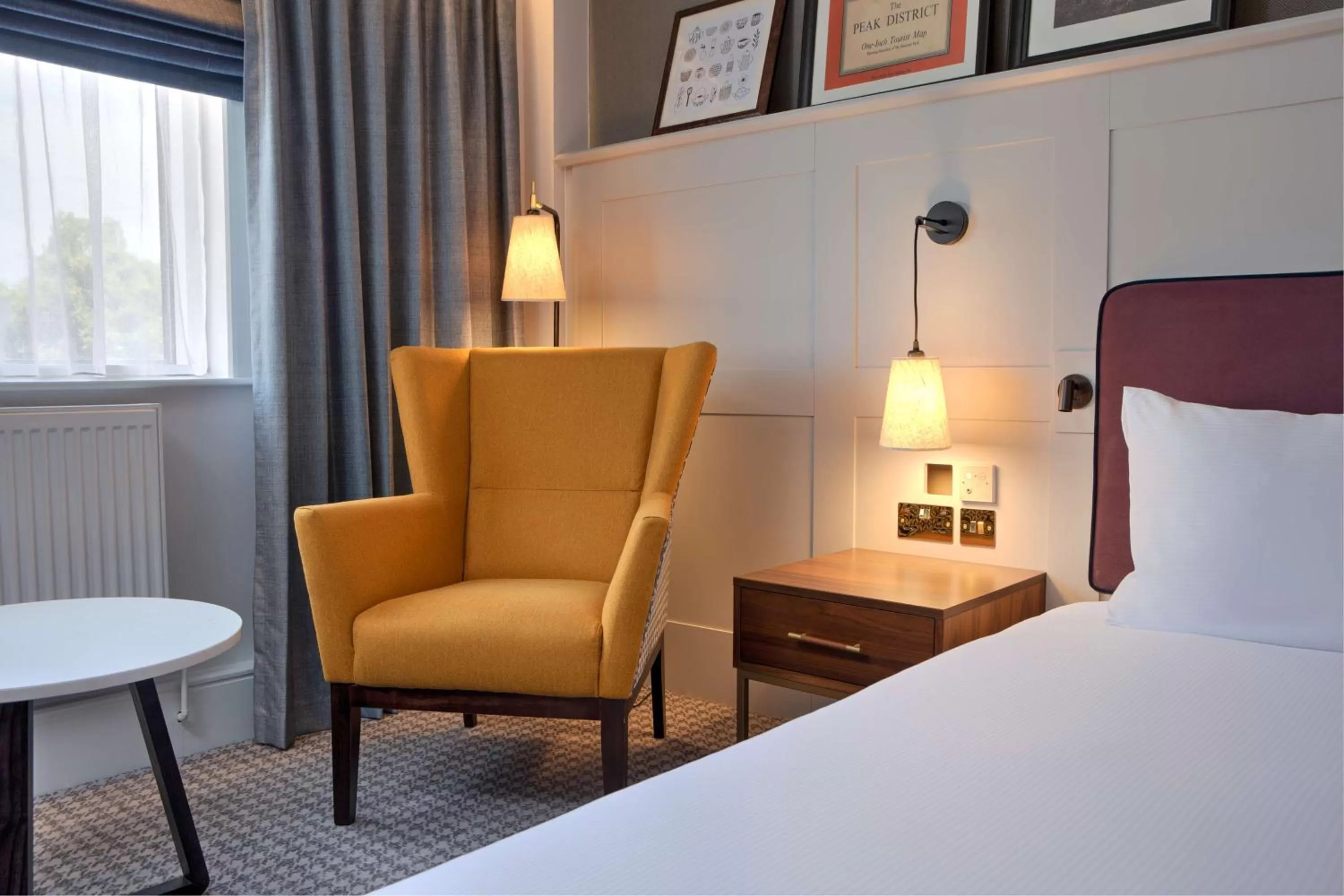Bed in DoubleTree by Hilton Stoke-on-Trent, United Kingdom
