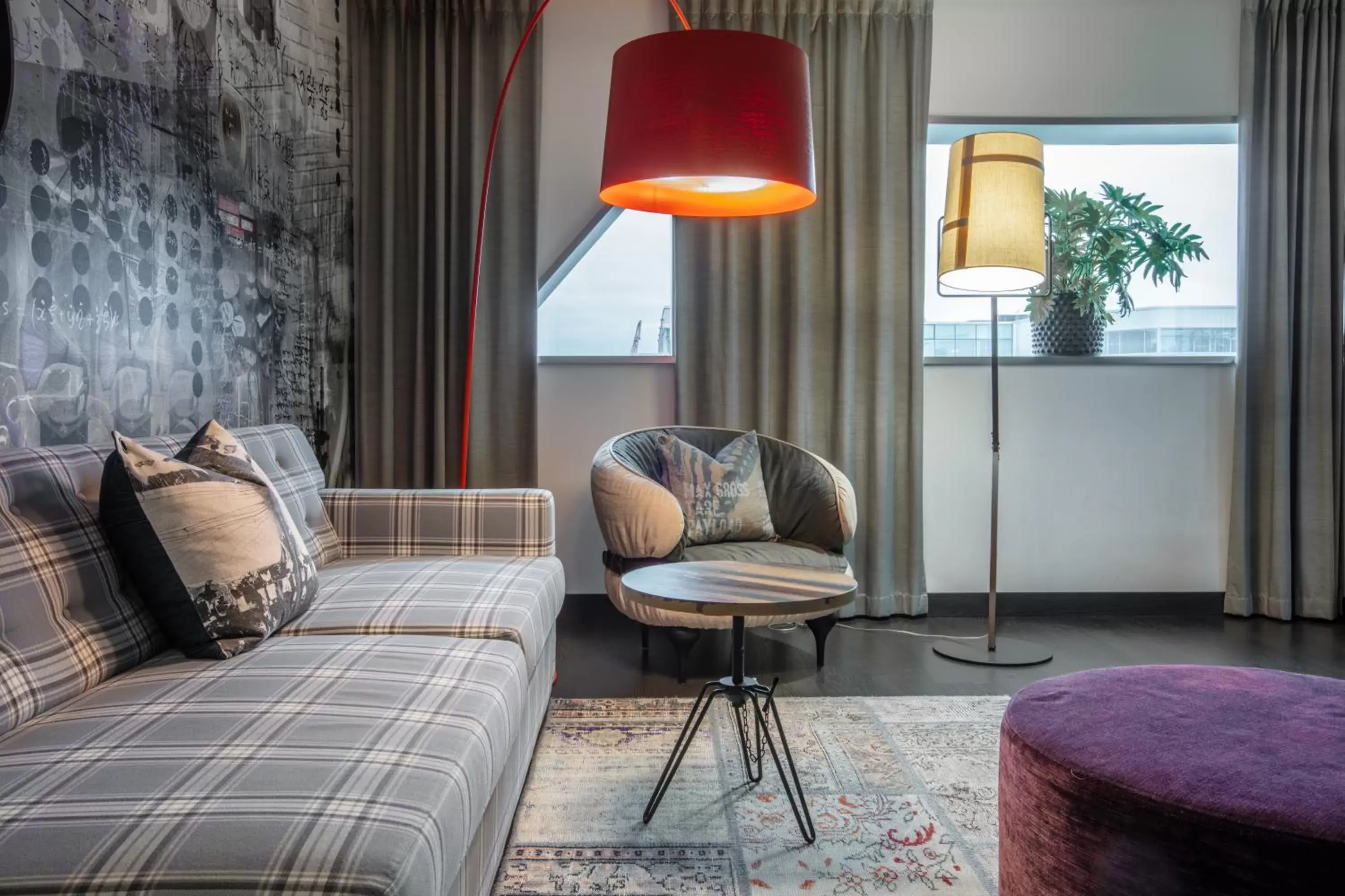 Living room, Seating Area in Radisson Blu Riverside Hotel