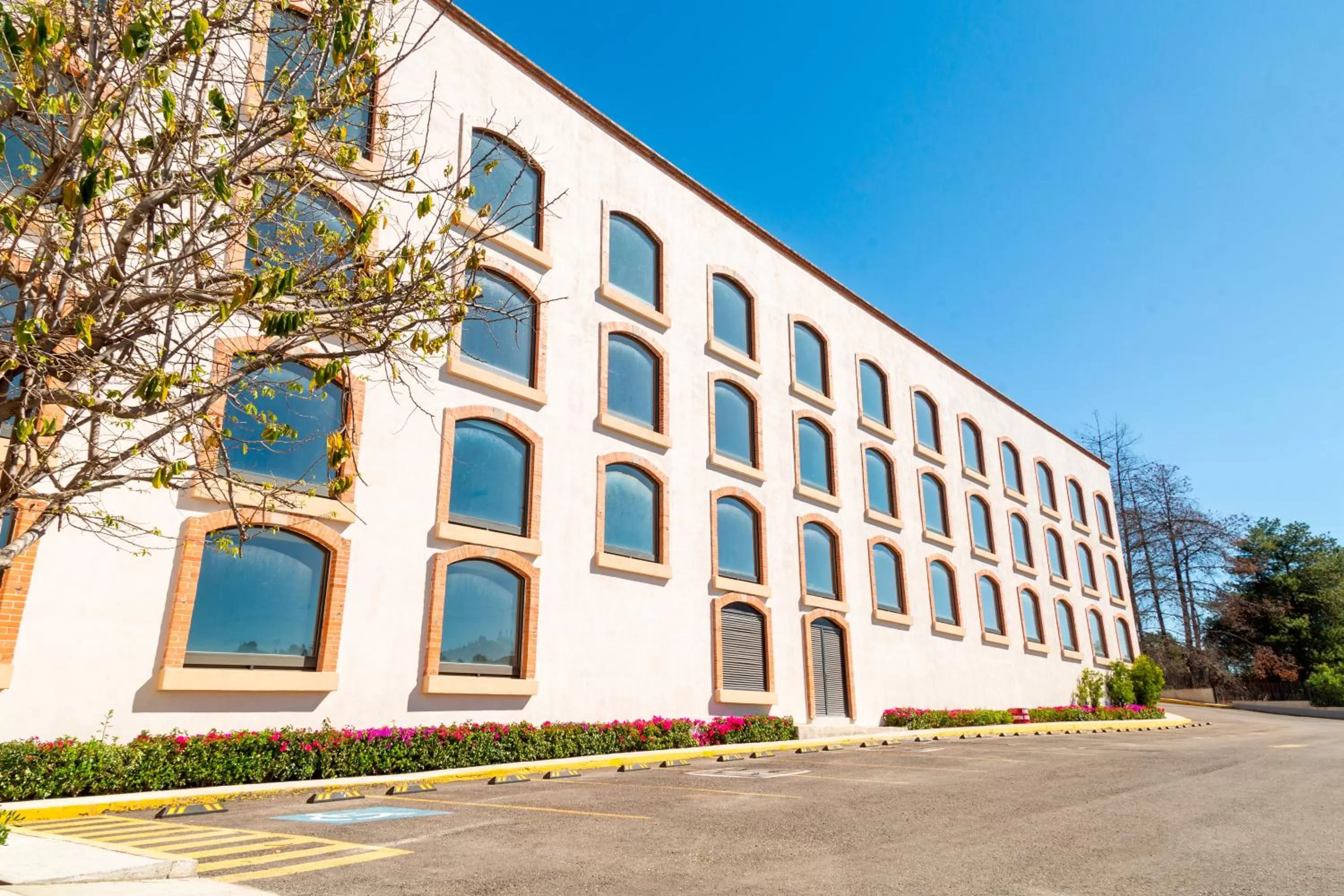 Property building in Holiday Inn Tlaxcala by IHG