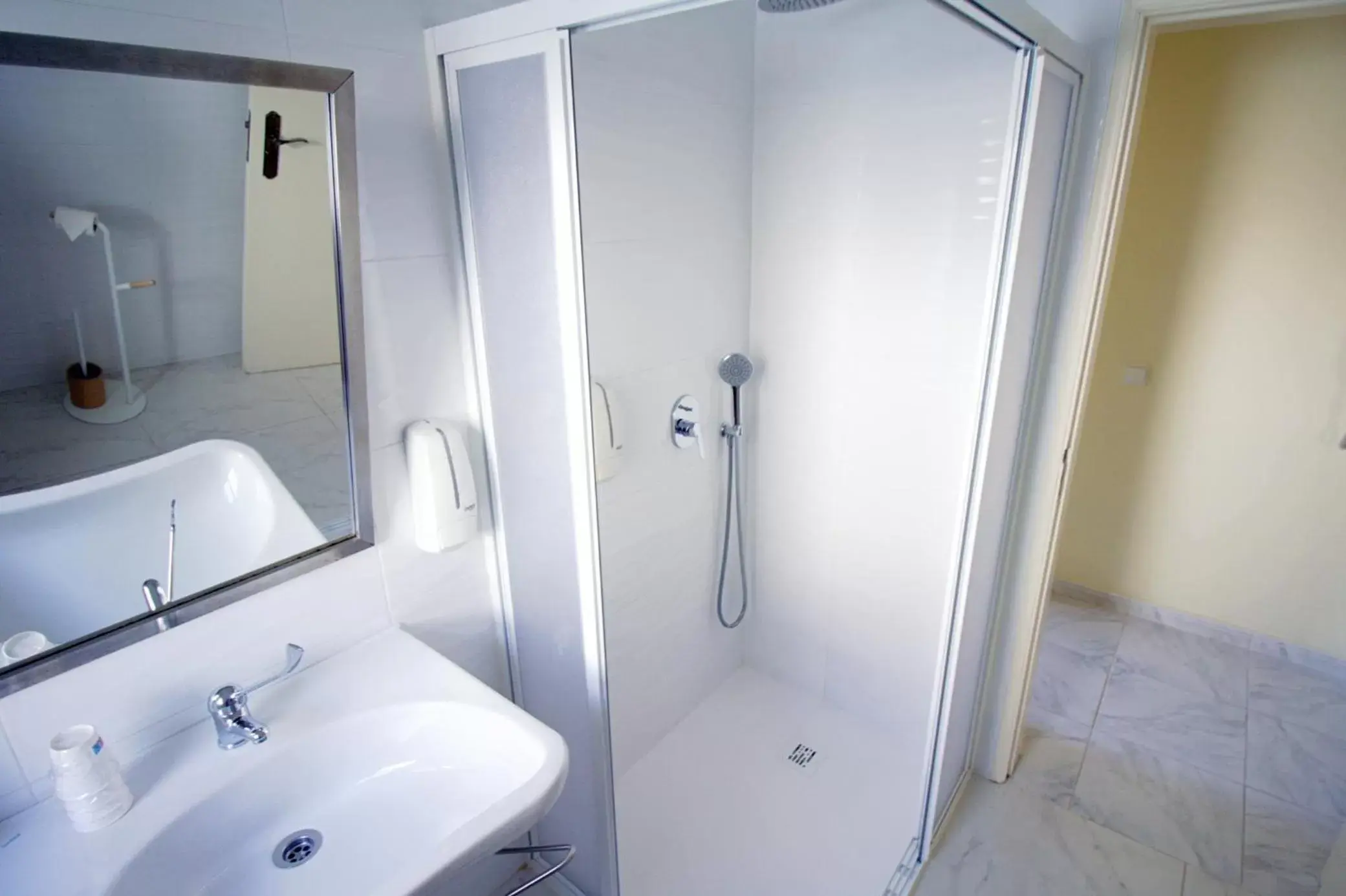 Bathroom in WOT Algarve