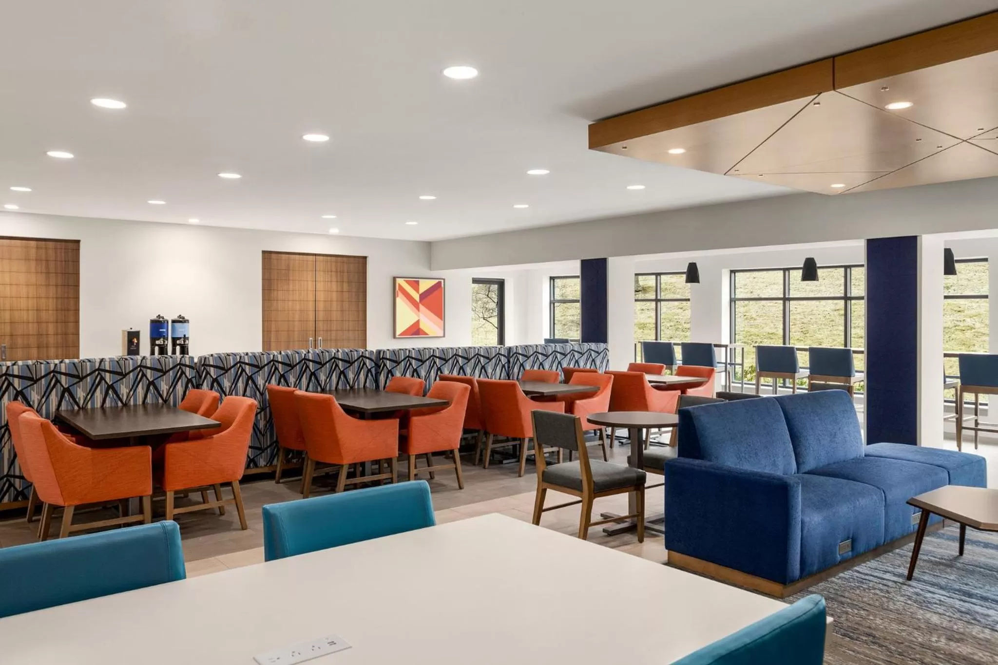 Breakfast in Holiday Inn Express & Suites East Greenbush Albany-Skyline by IHG