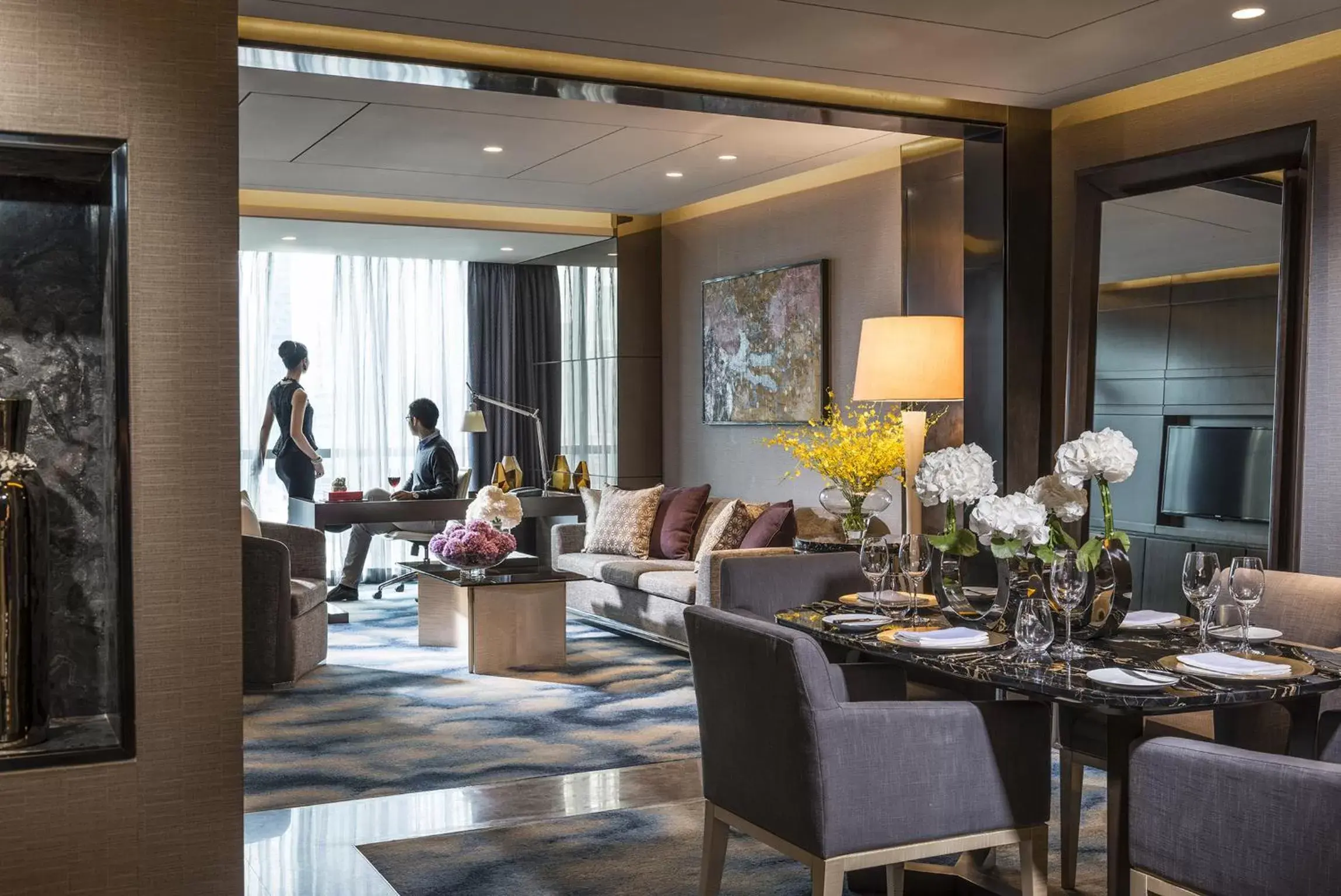 Deluxe Suite with Two Double Beds in Four Seasons Hotel Shenzhen