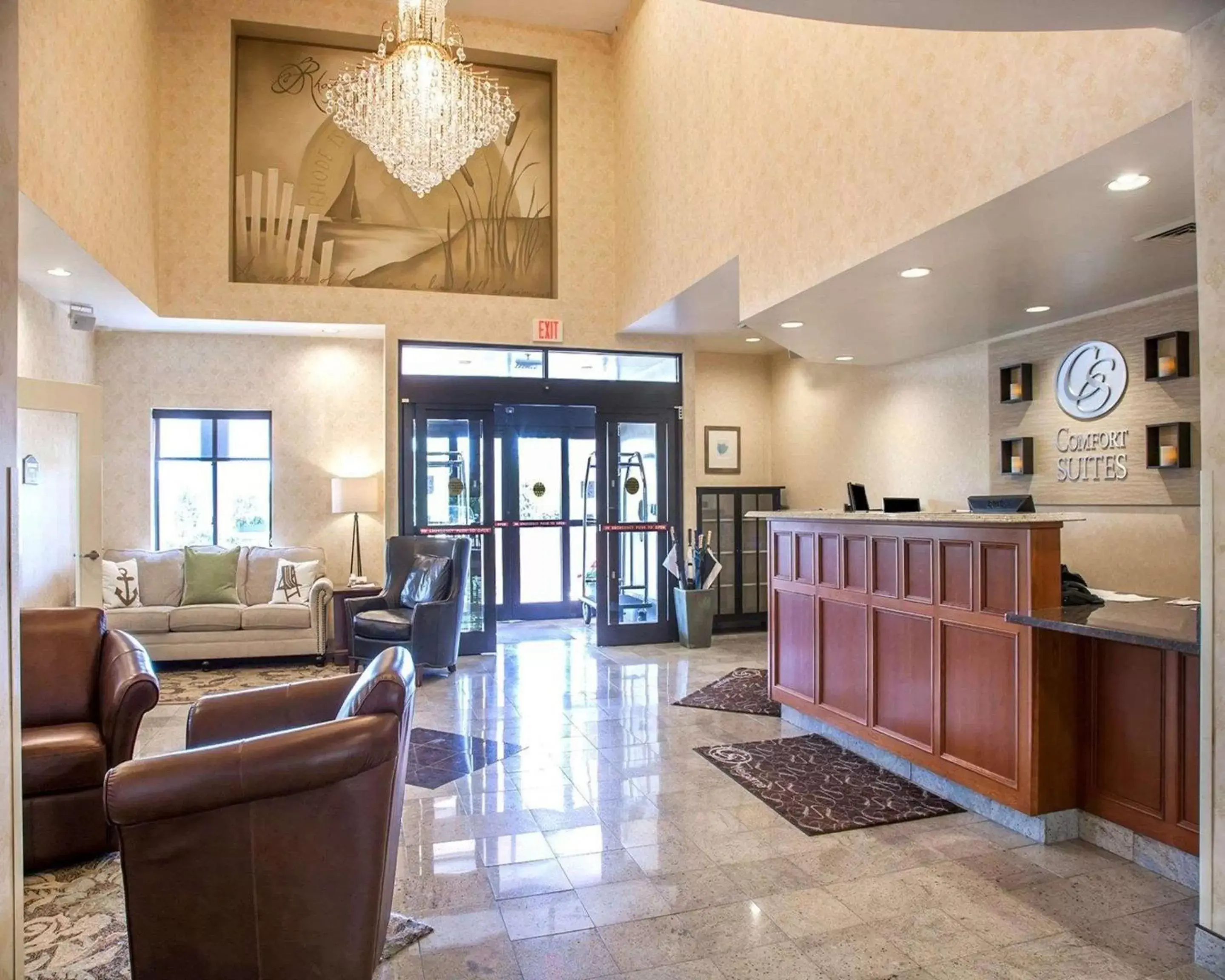 Lobby or reception, Lobby/Reception in Comfort Suites West Warwick - Providence