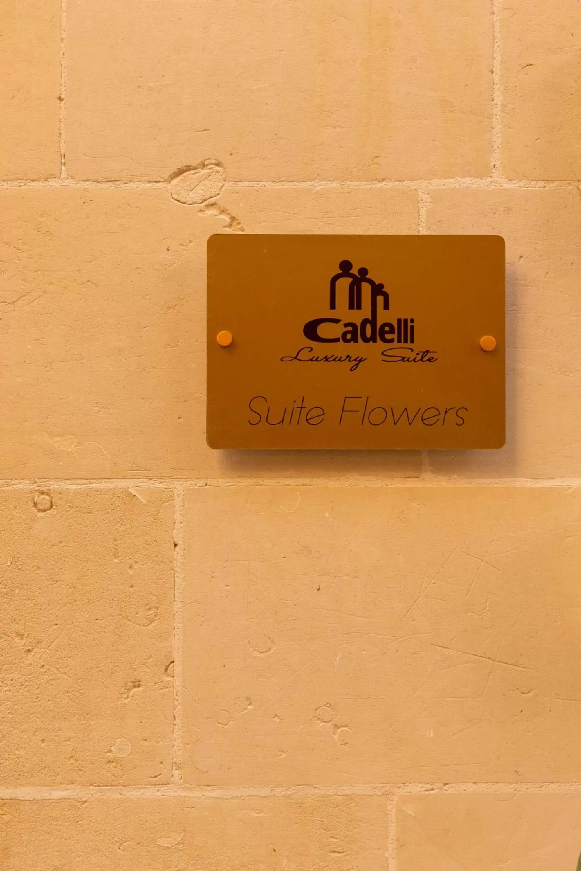 Cadelli Luxury Suite & Apartments