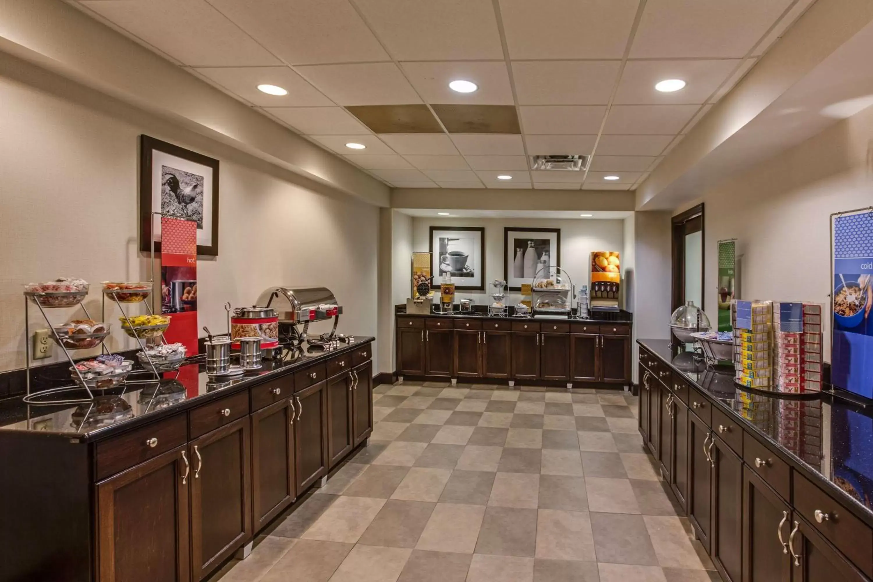 Dining area, Restaurant/Places to Eat in Hampton Inn Clearfield