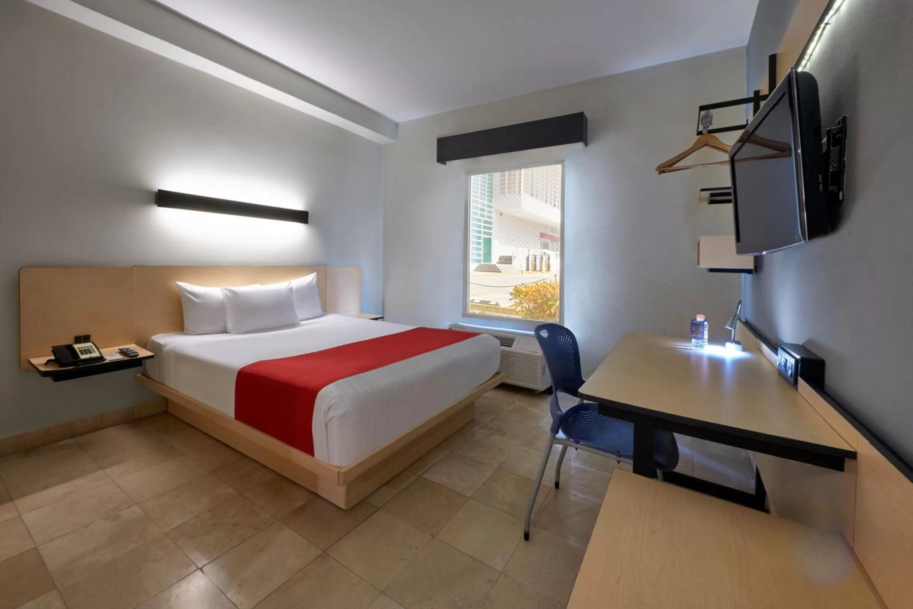Bedroom, Bed in City Express by Marriott Cancun
