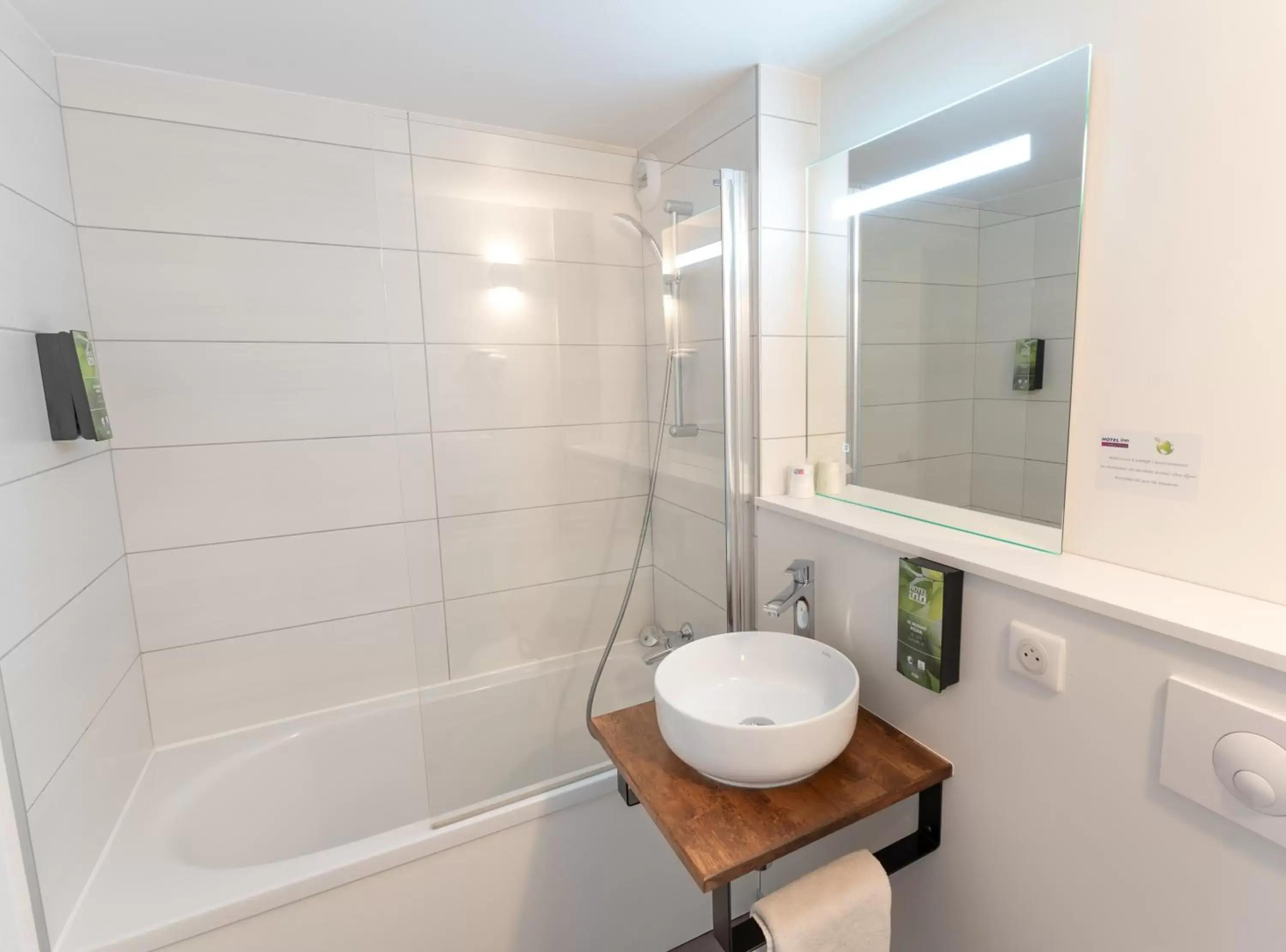 Shower, Bathroom in Hotel Inn Design La Rochelle