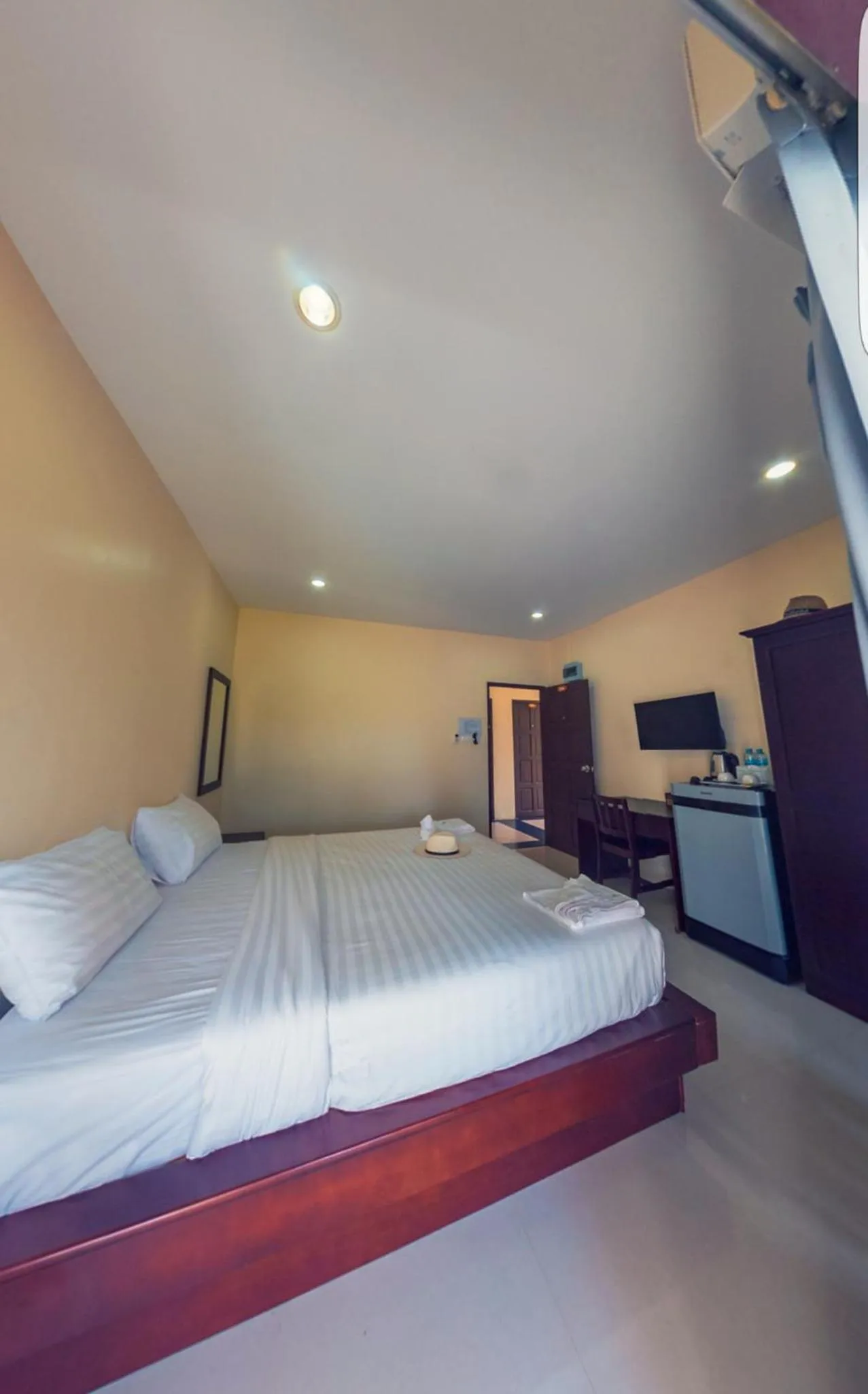 Bed in Morakot Lanta Resort