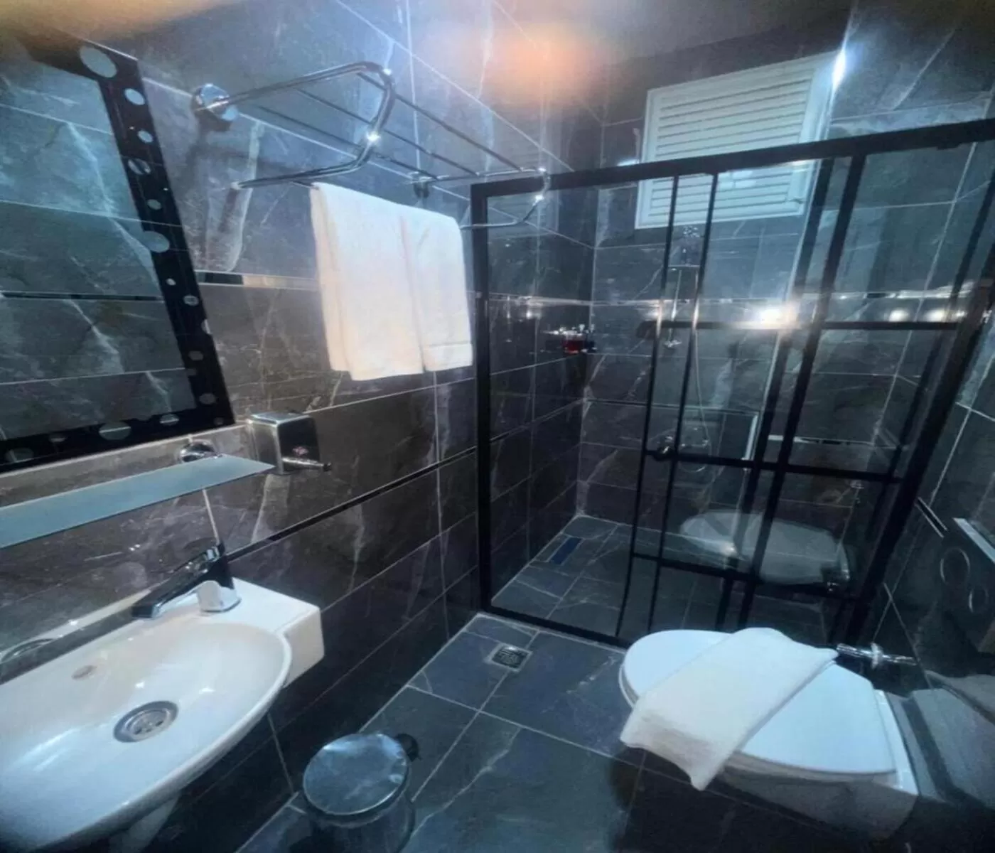 Shower, Bathroom in Old City Family Hotel