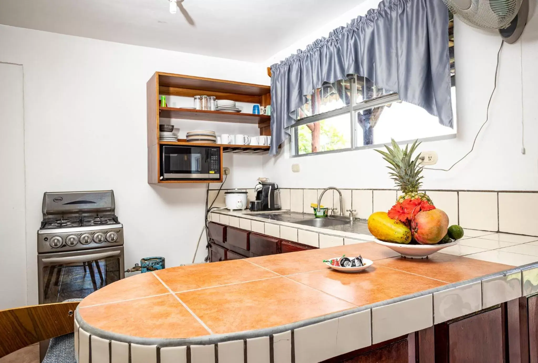 Kitchen or kitchenette, Kitchen/Kitchenette in Hotel El Rancho