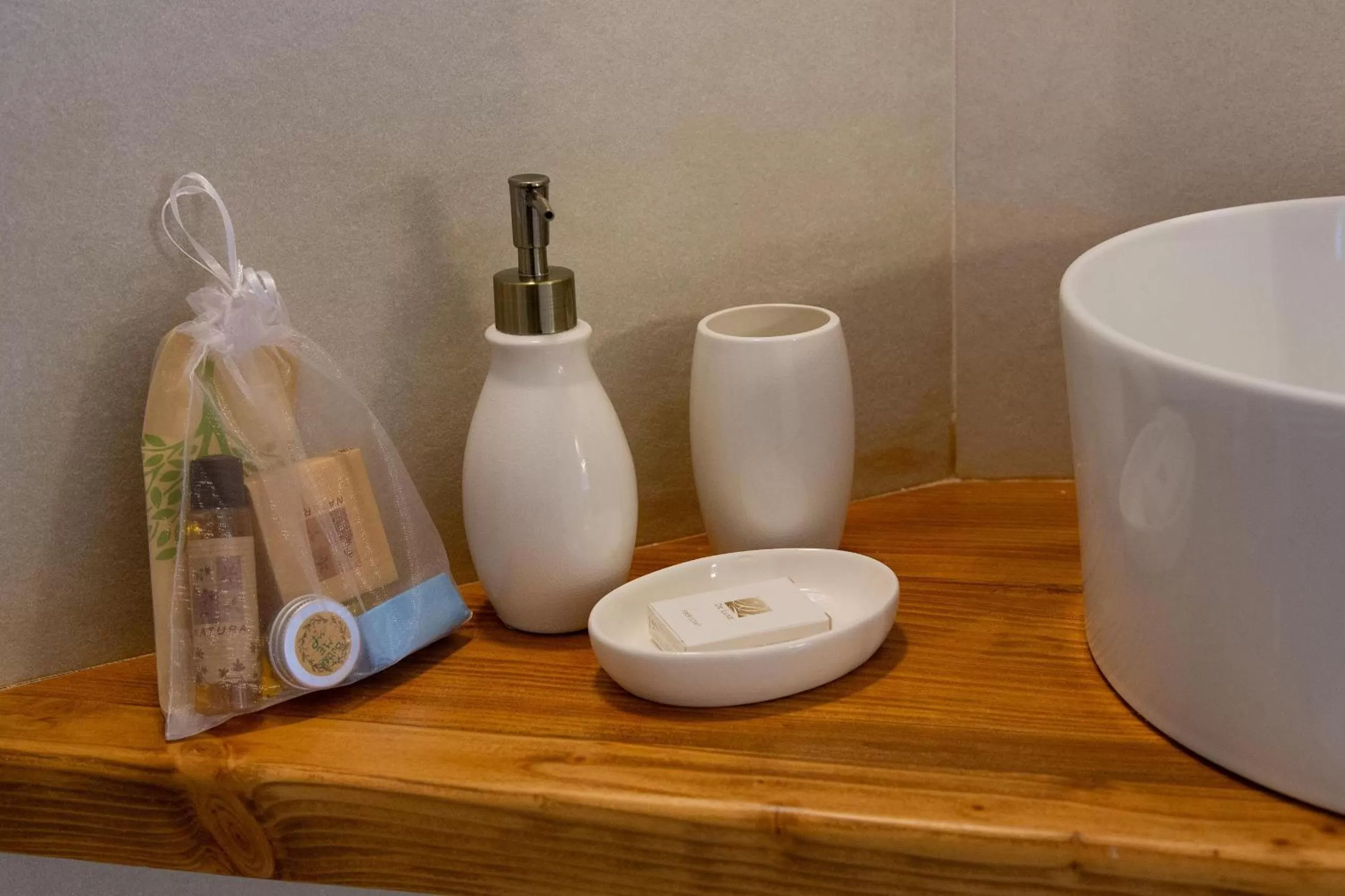 Bathroom in Repetita Juvant