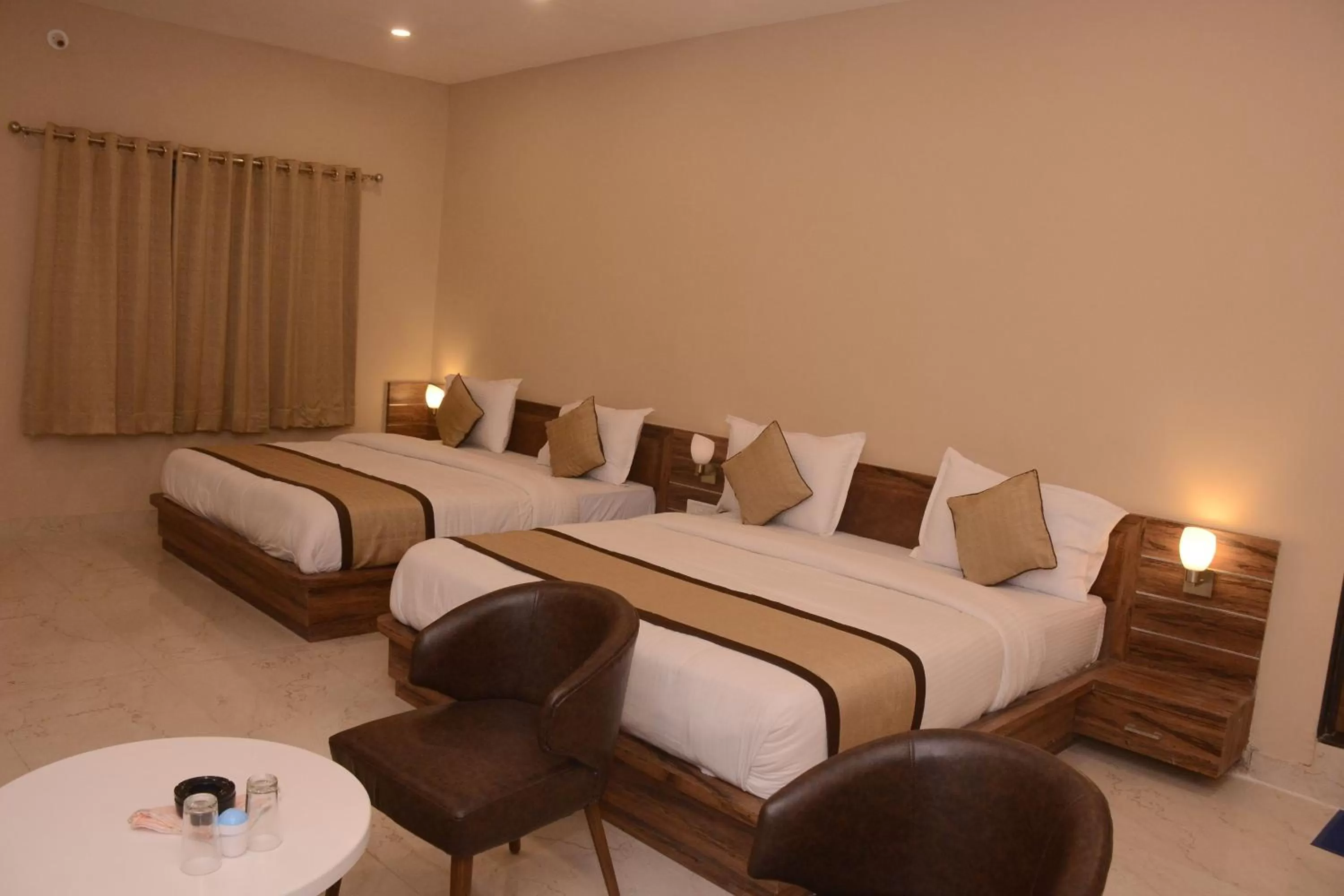 Photo of the whole room in Hotel Bharat