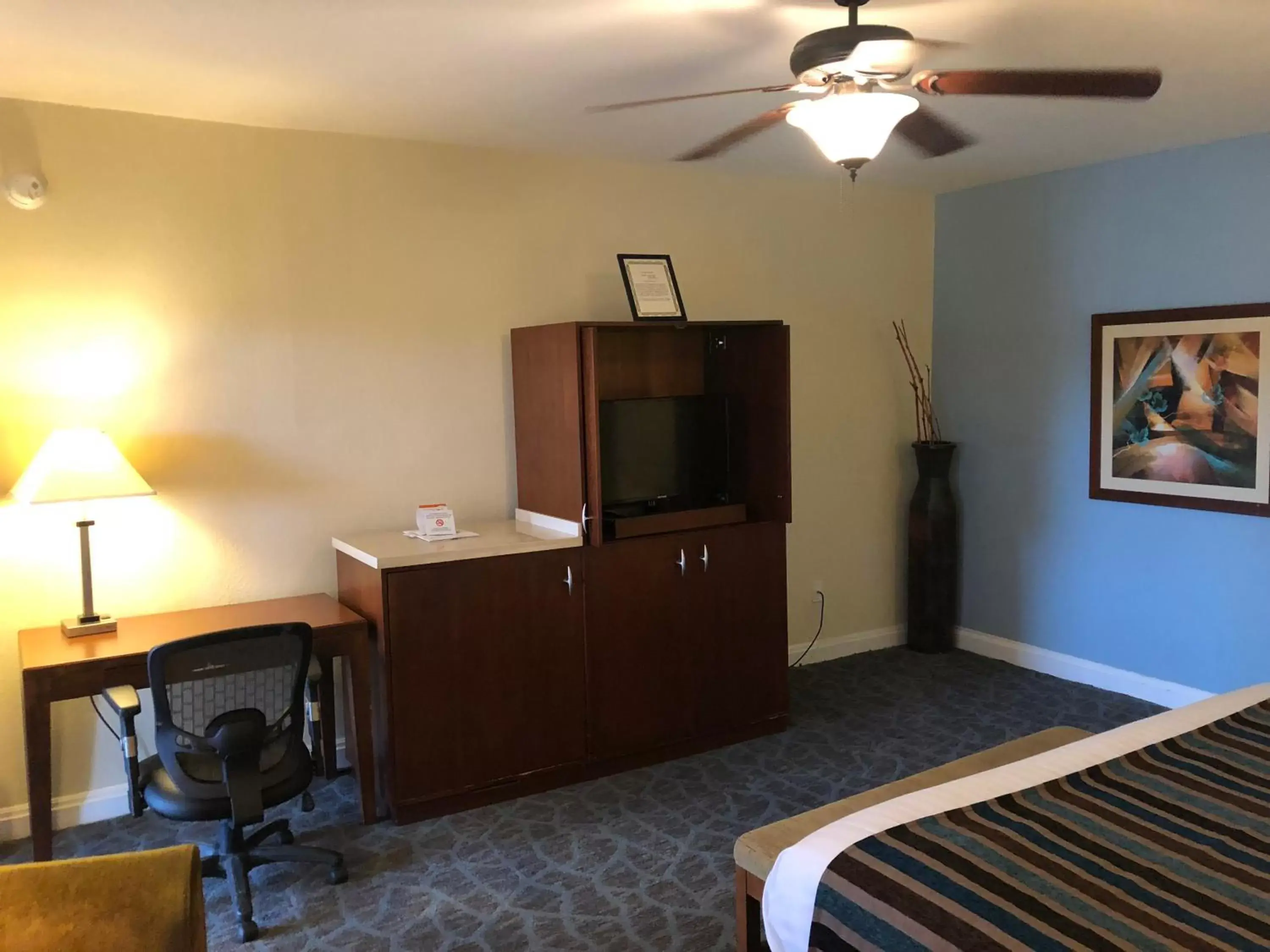 TV/Entertainment Center in Days Inn by Wyndham Natchez