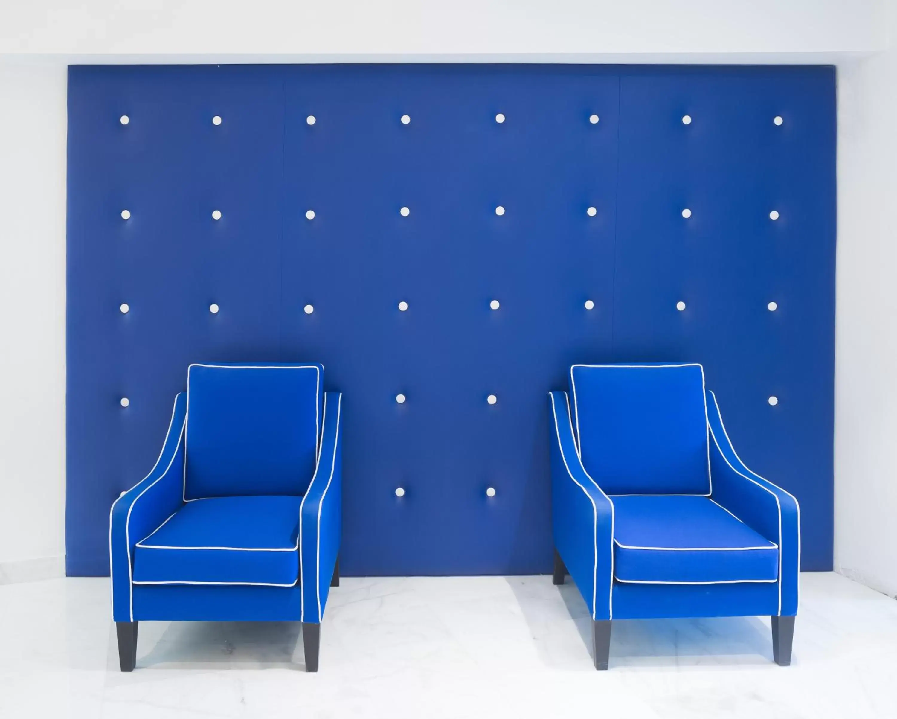 Lobby or reception, Seating Area in Hotel Mercure Jardines de Albia