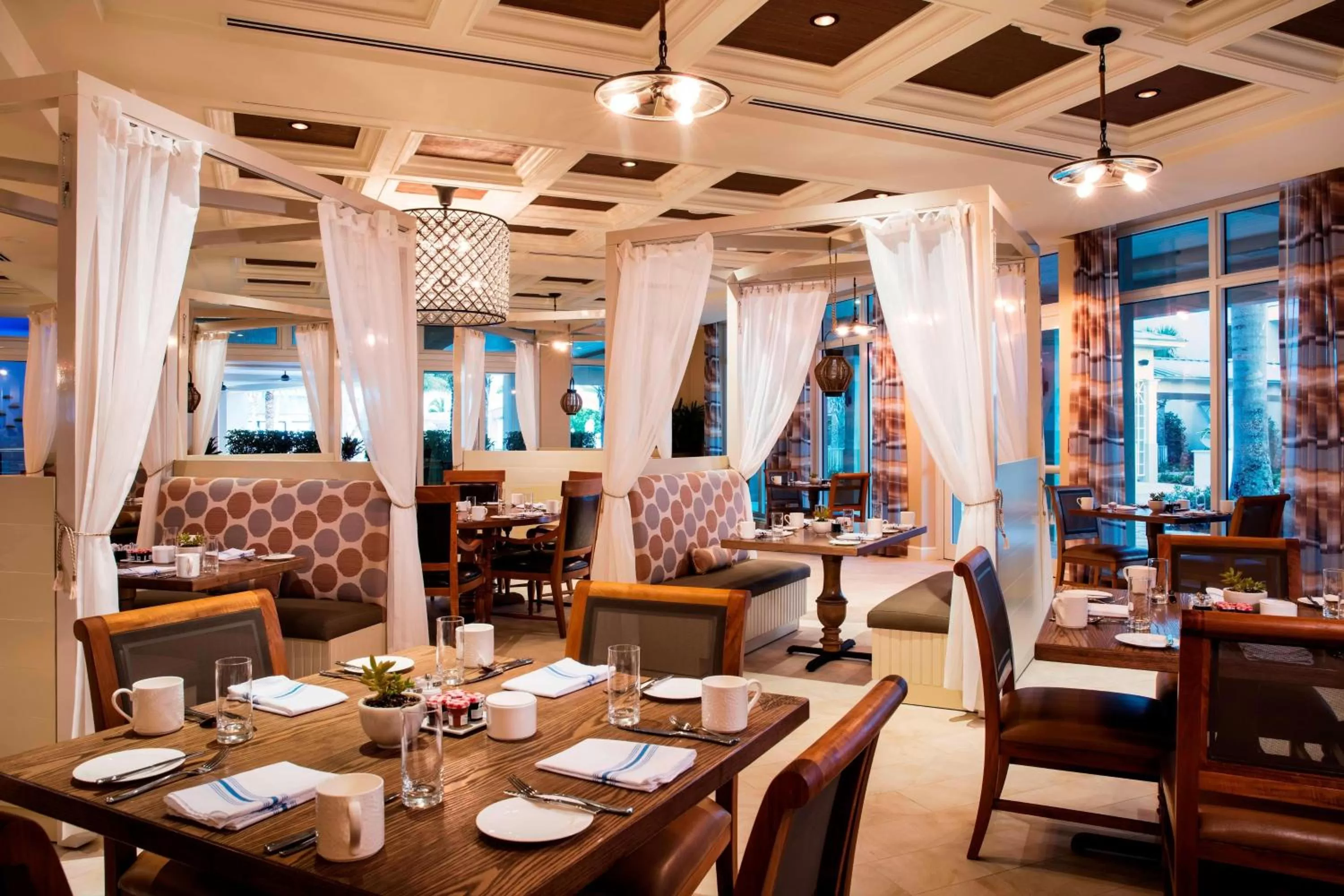 Restaurant/places to eat in Playa Largo Resort & Spa, Autograph Collection