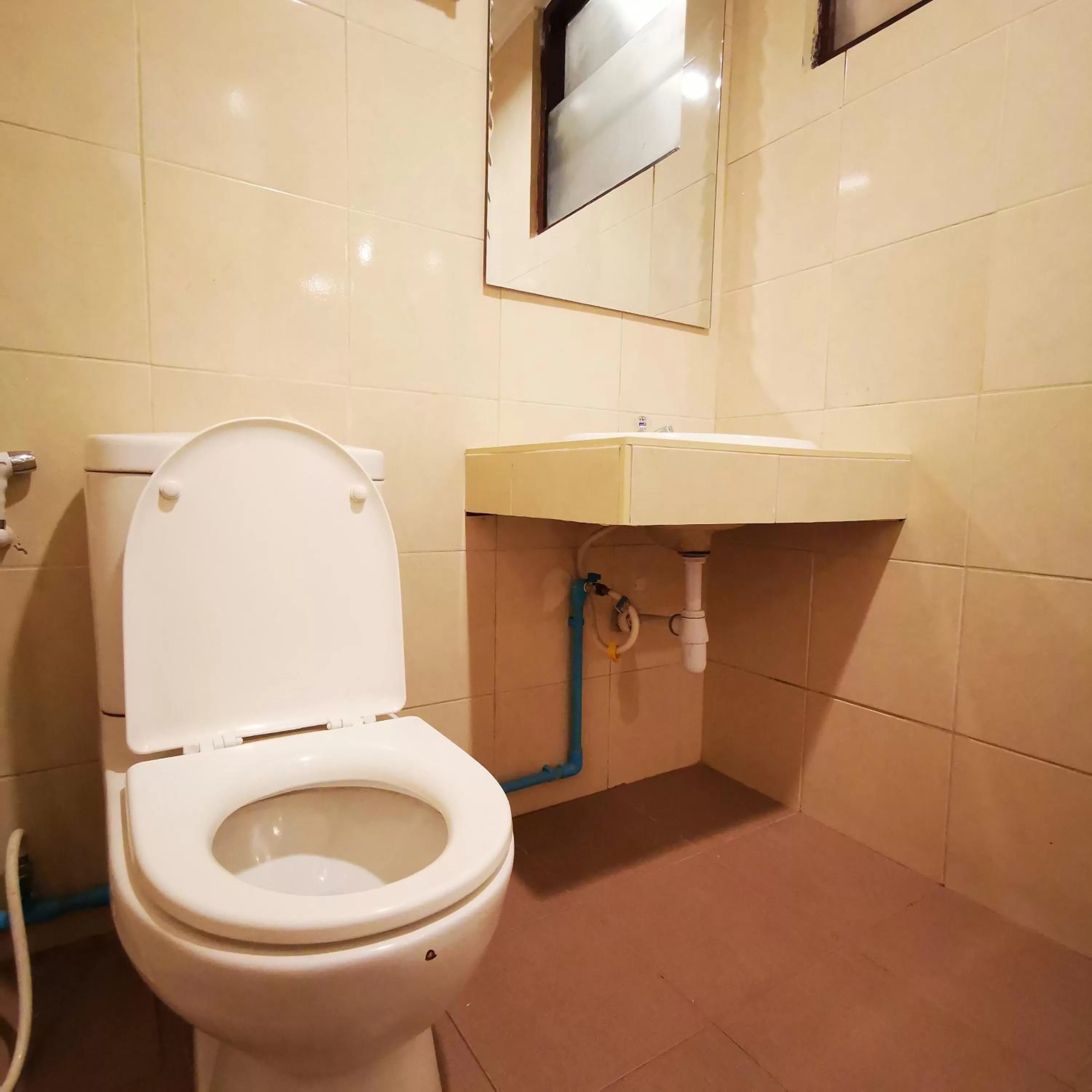 Toilet in KKinn South Pattaya