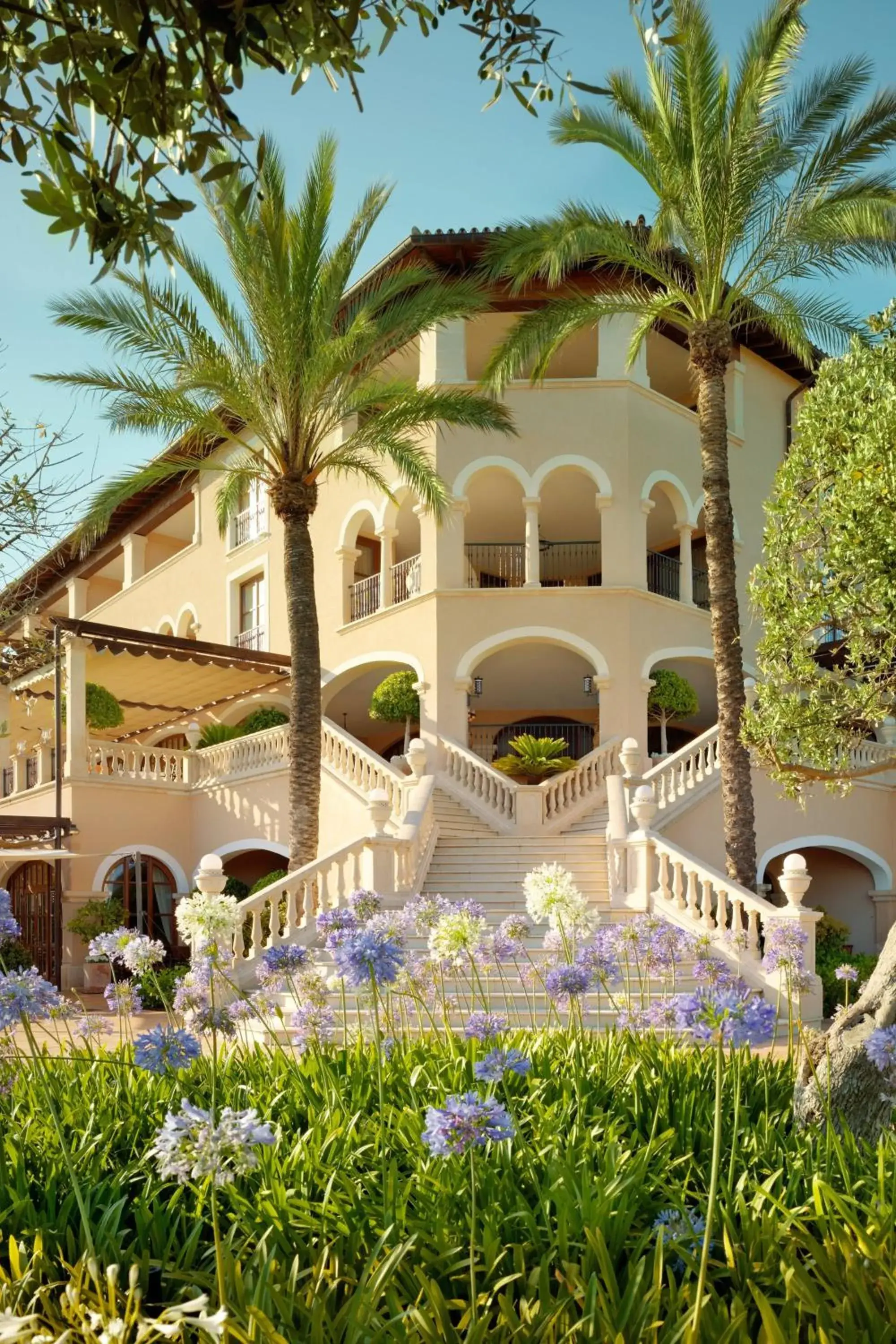 Property Building in The St. Regis Mardavall Mallorca Resort