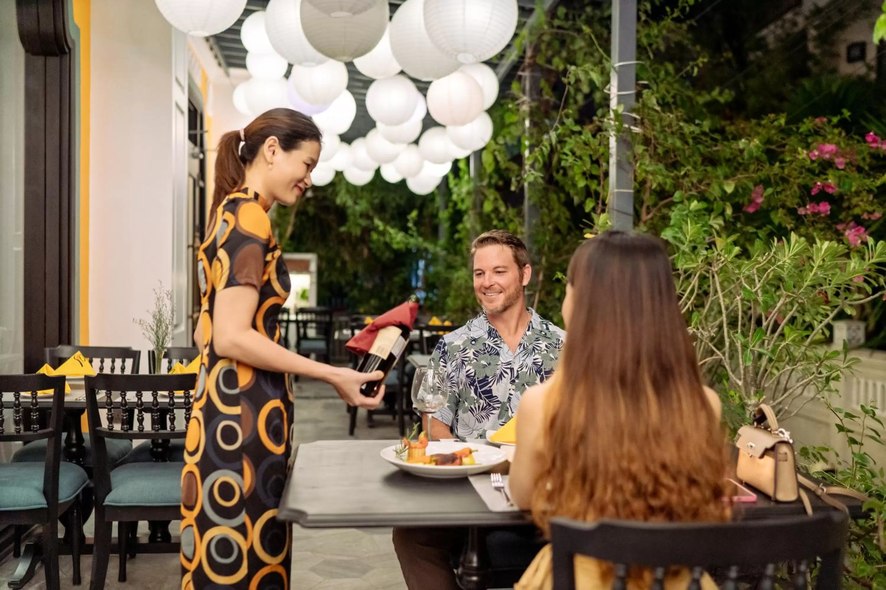 Restaurant/places to eat in Son Hoi An Boutique Hotel & Spa