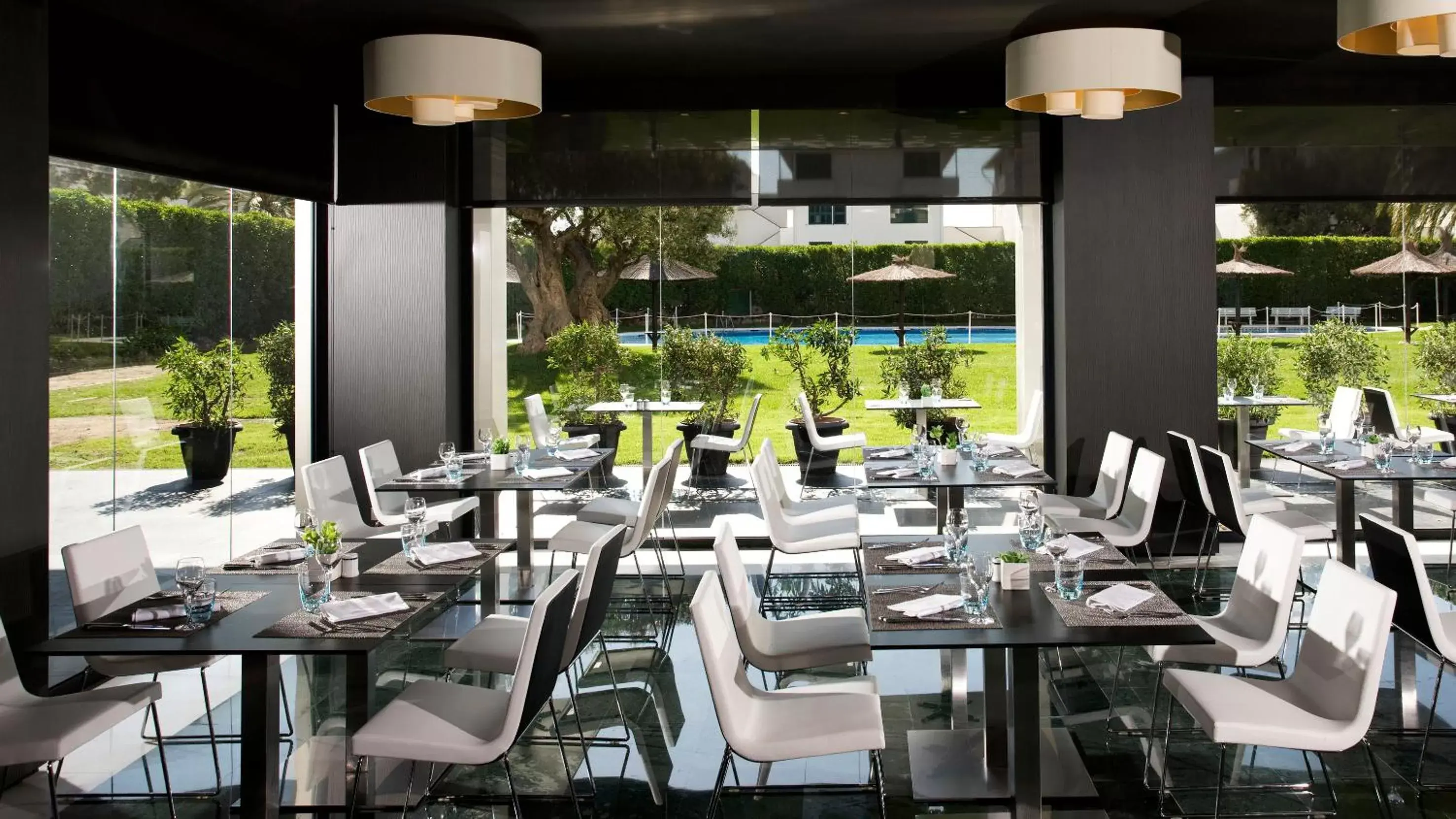 Restaurant/Places to Eat in Melia Sitges