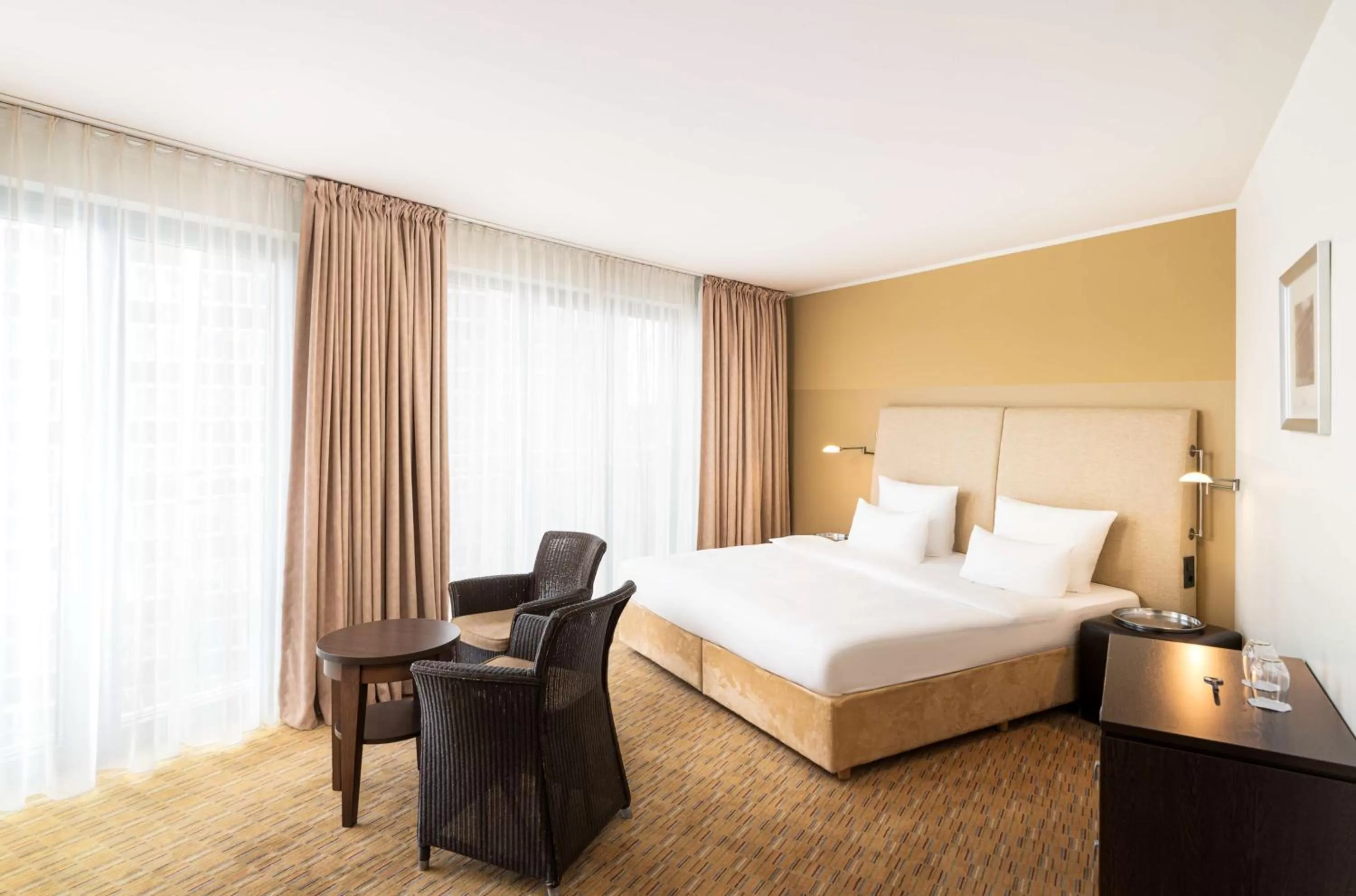 Bedroom, Bed in elaya hotel hamburg finkenwerder