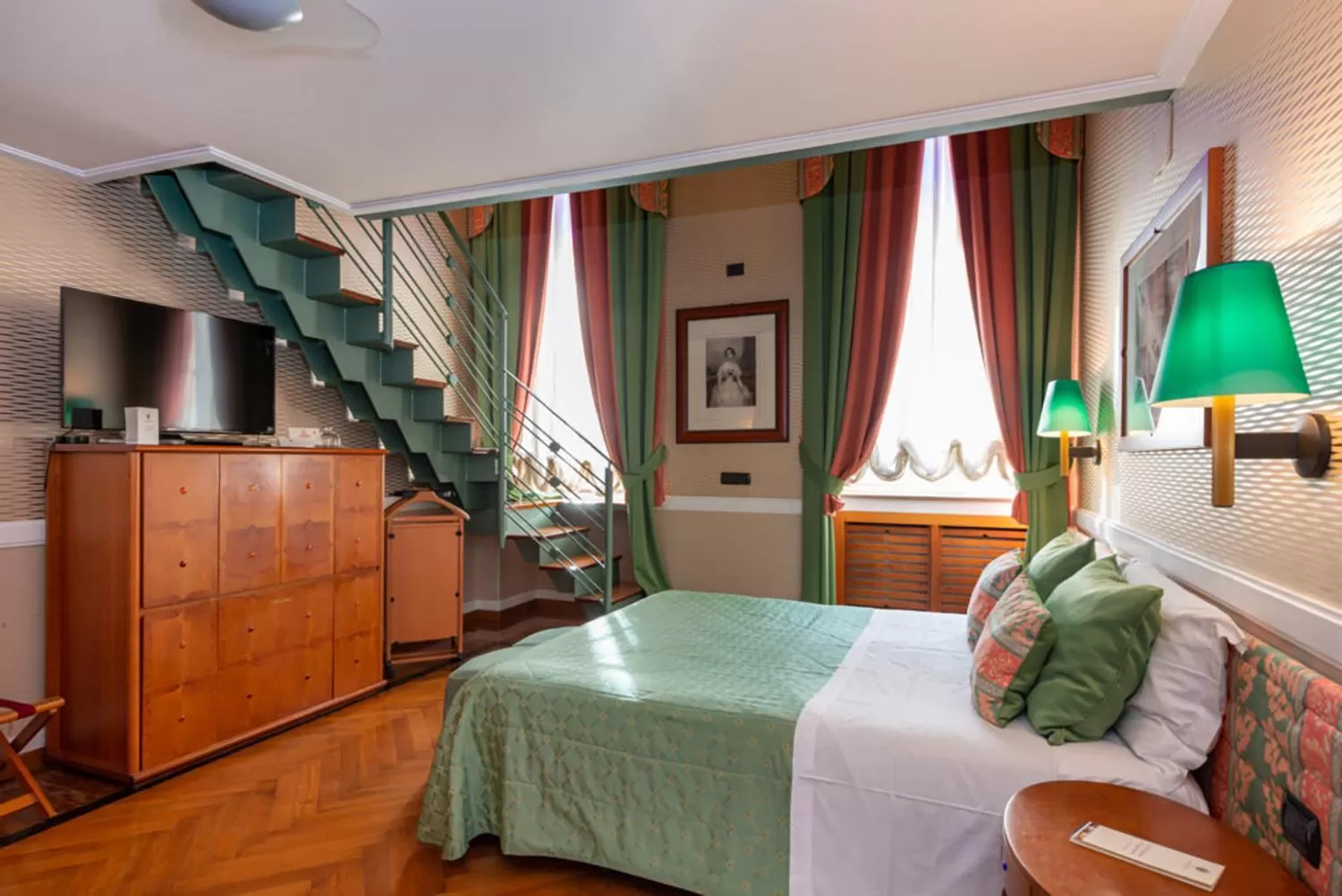 Bedroom, Bed in Grand Hotel Ortigia