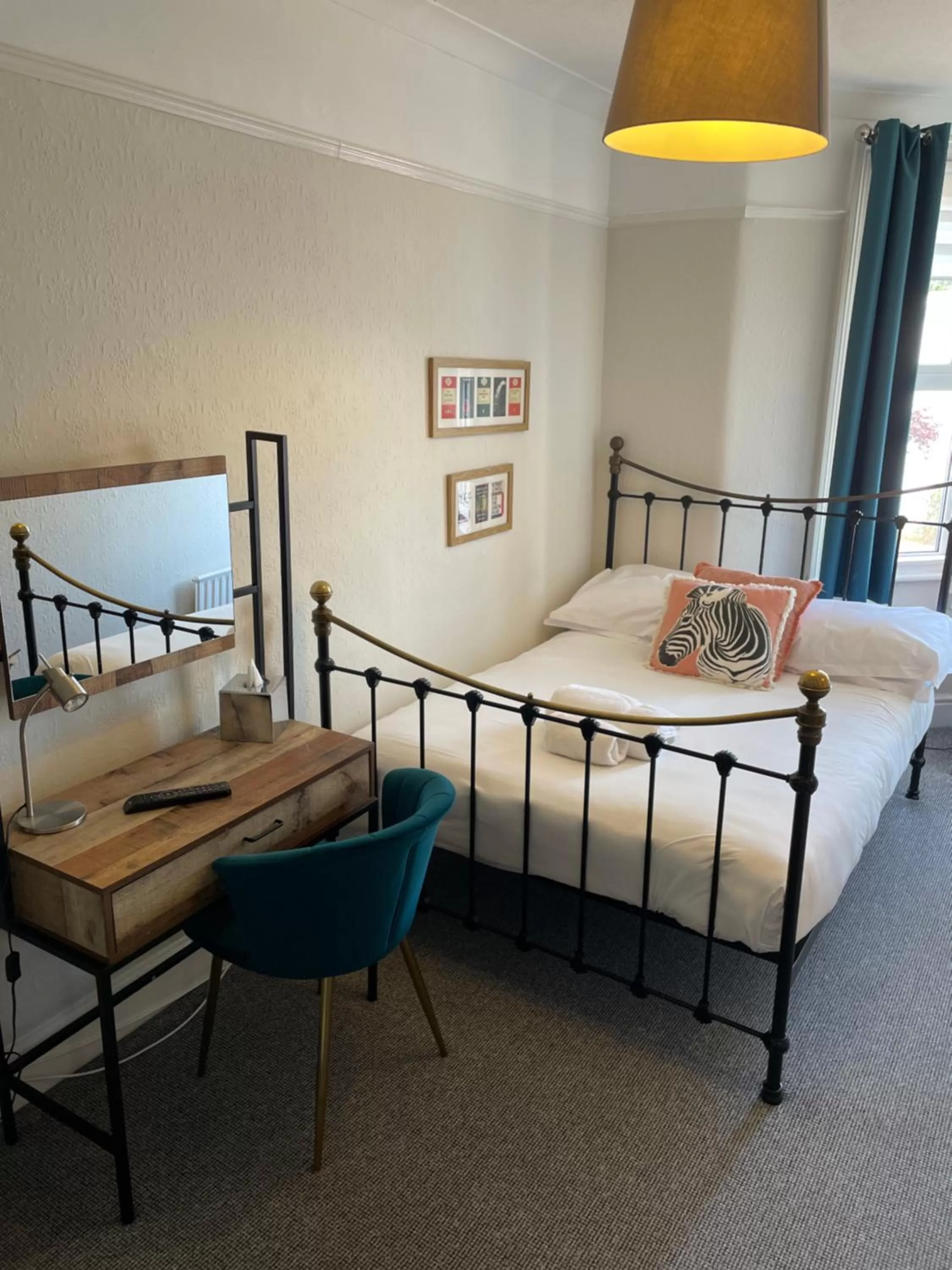 Bedroom, Bed in Hayward's at the Grasmere