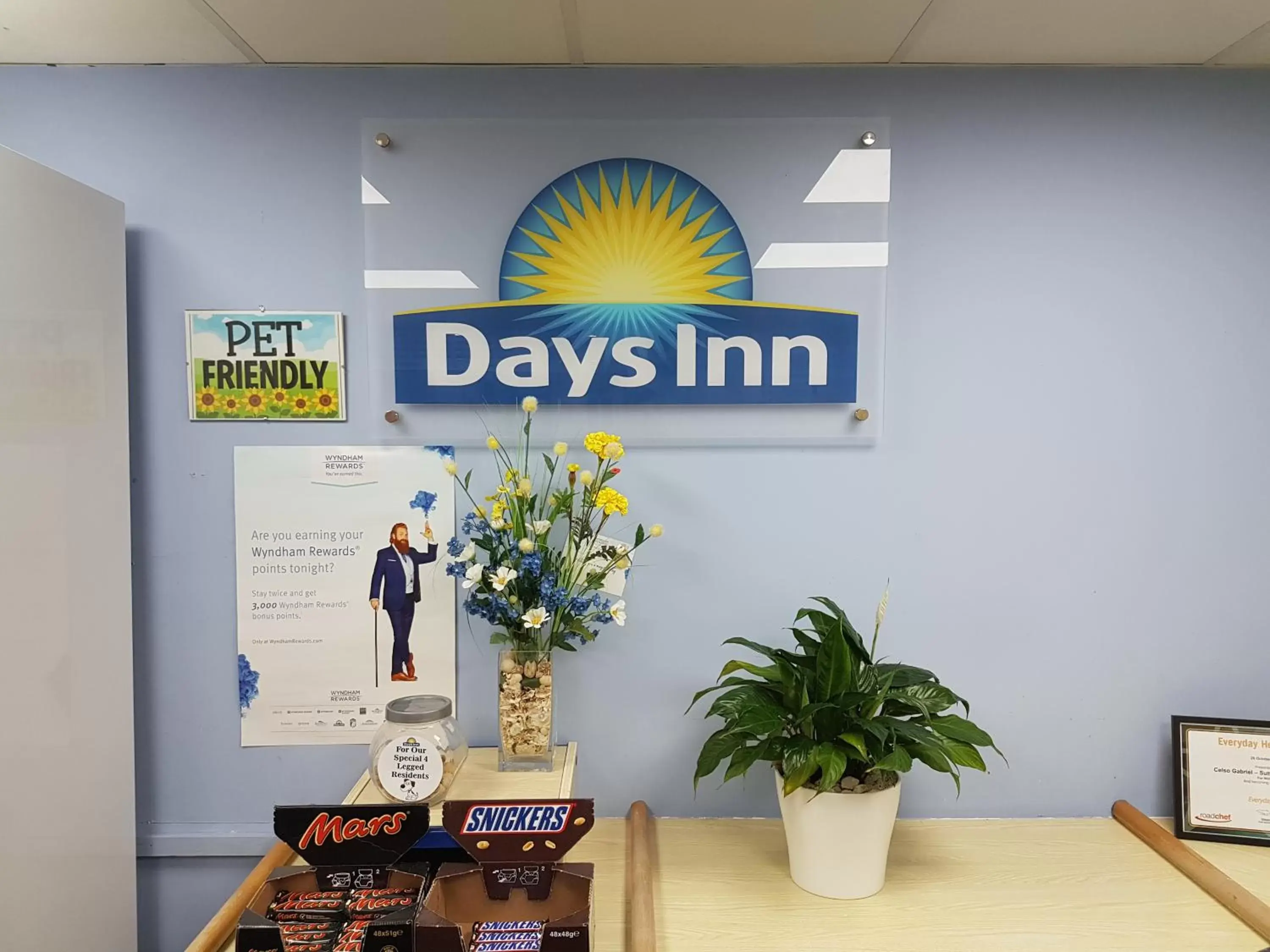 Property logo or sign in Days Inn Sutton Scotney North