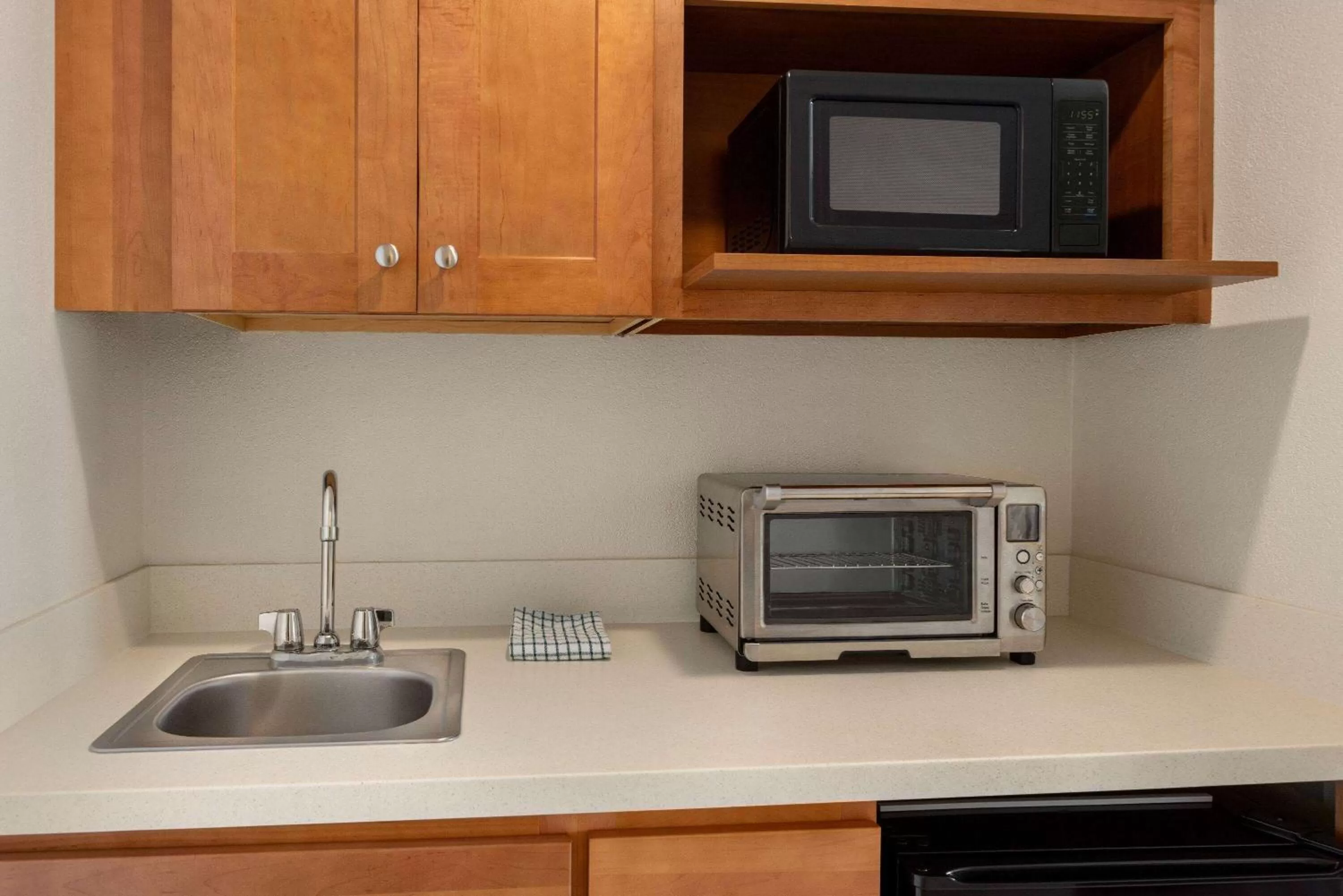 Photo of the whole room in Howard Johnson by Wyndham Ocean City Oceanfront