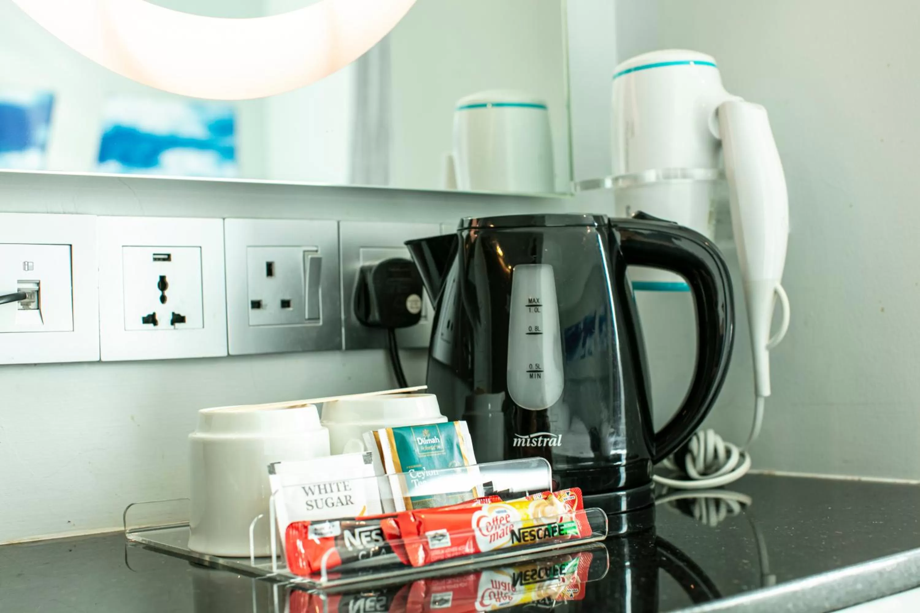 Coffee/tea facilities in ibis budget Singapore Bugis