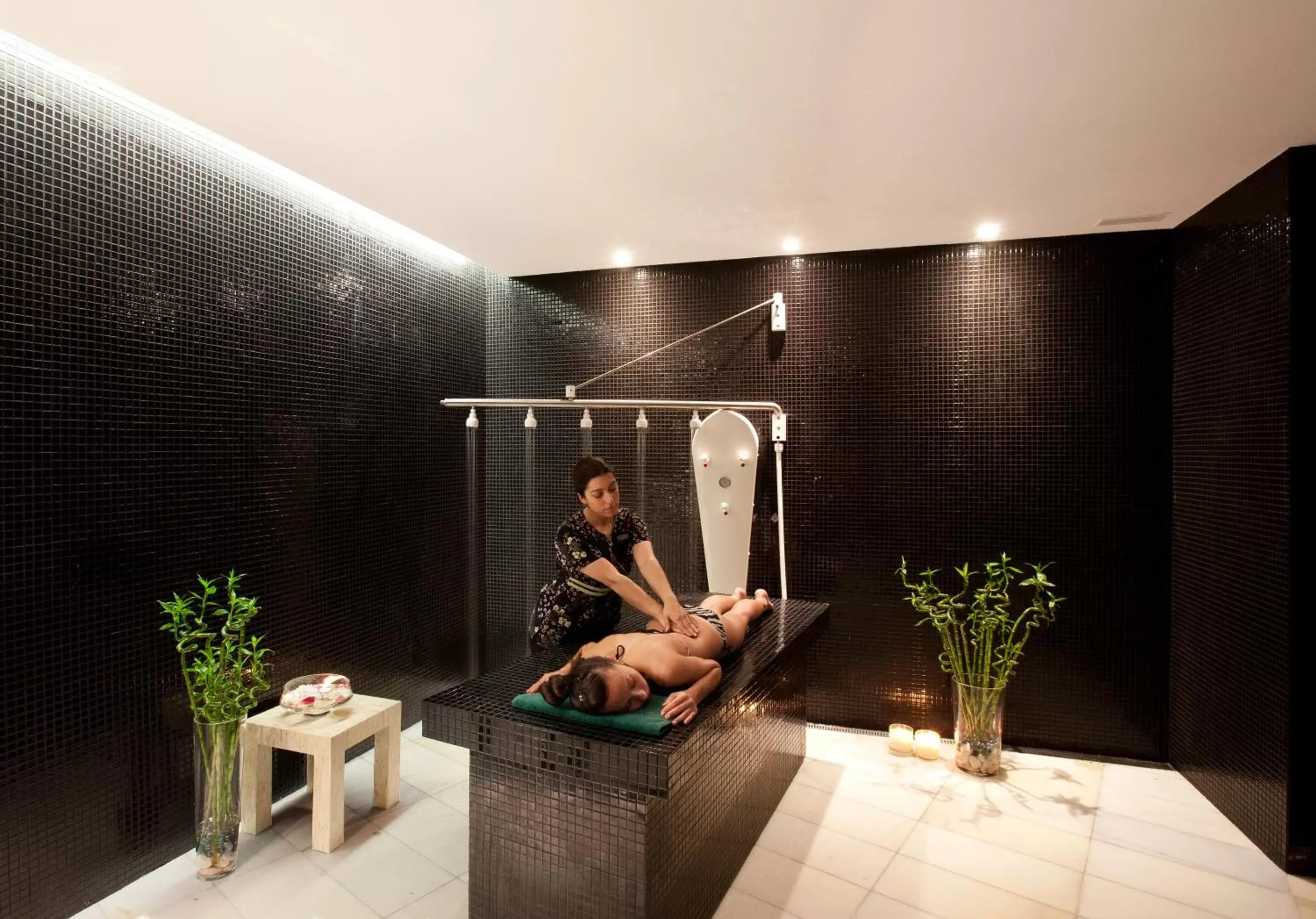 Massage, Guests in Onyria Marinha Boutique Hotel