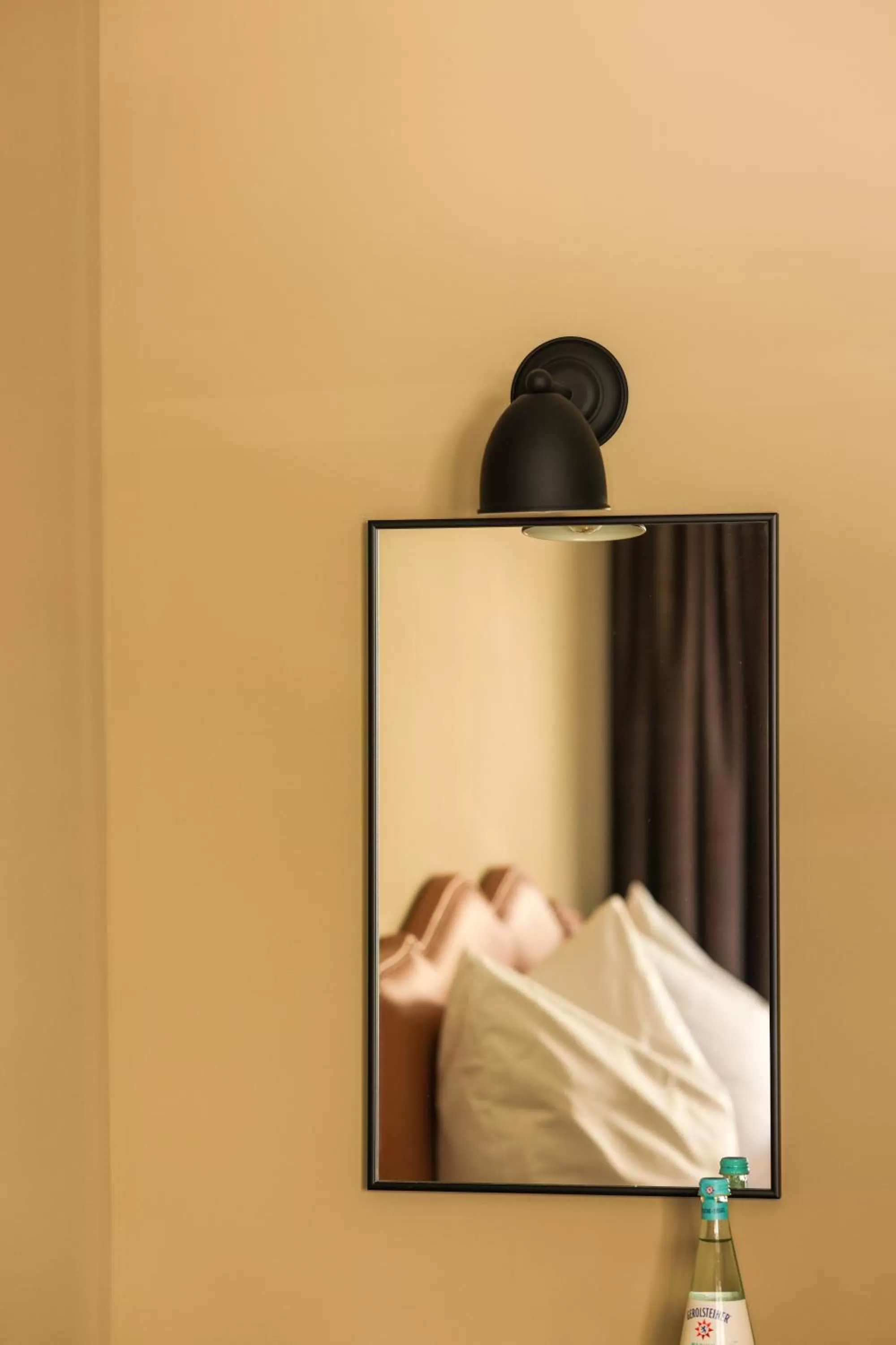 Decorative detail in Mimosa Hotel