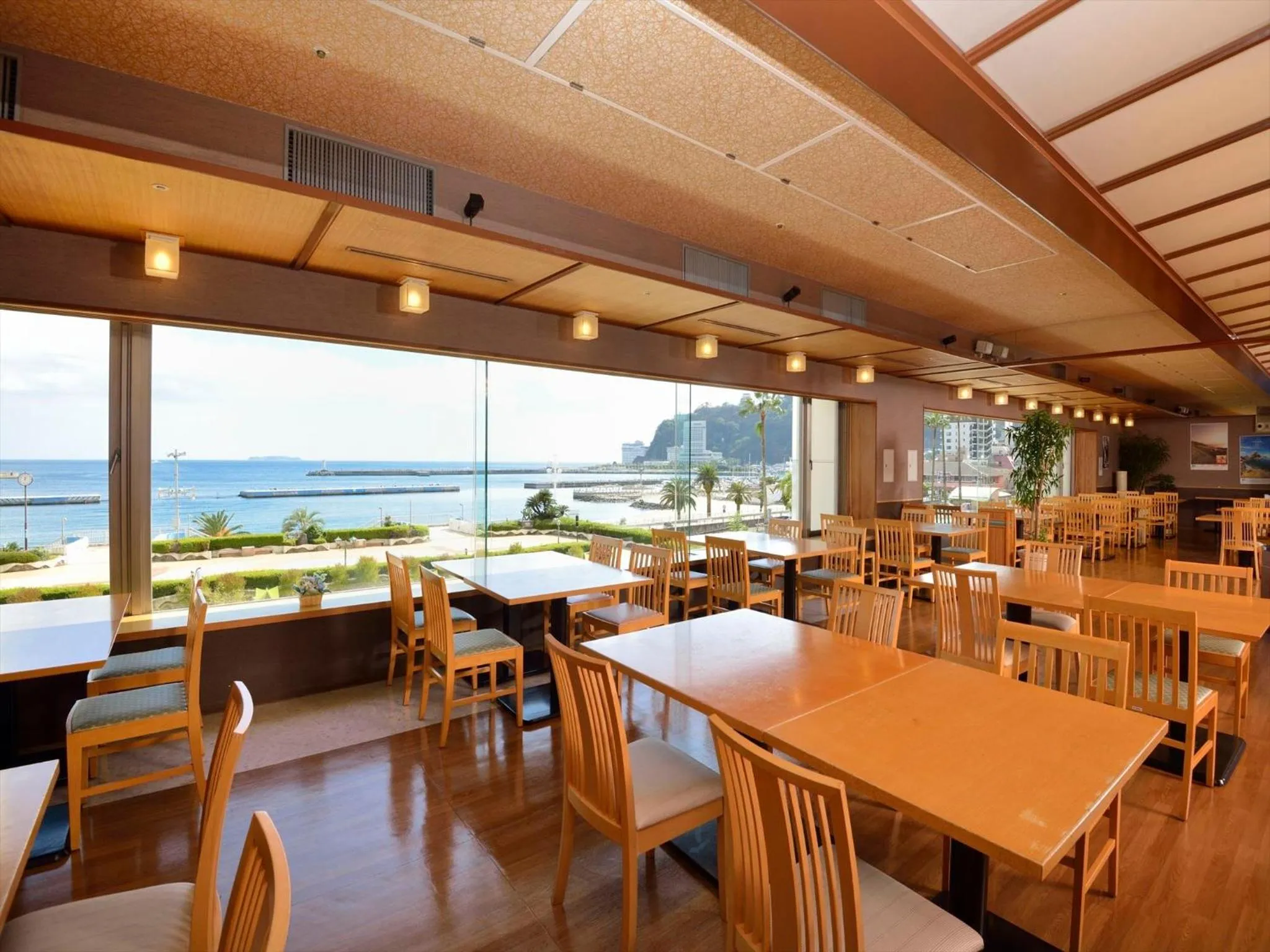 Restaurant/places to eat in Atami Seaside Spa & Resort