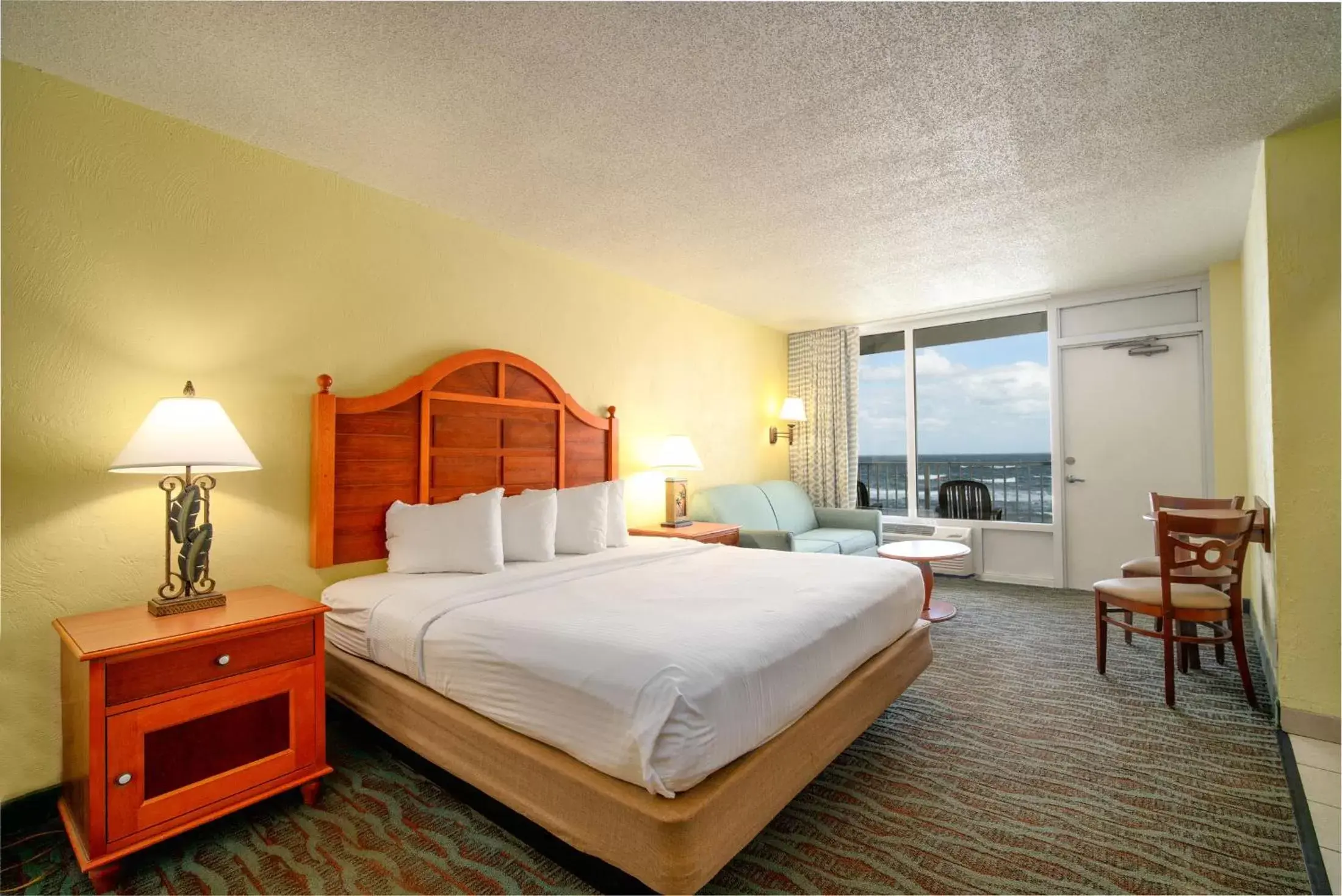 Photo of the whole room, Bed in Perry's Ocean-Edge Resort