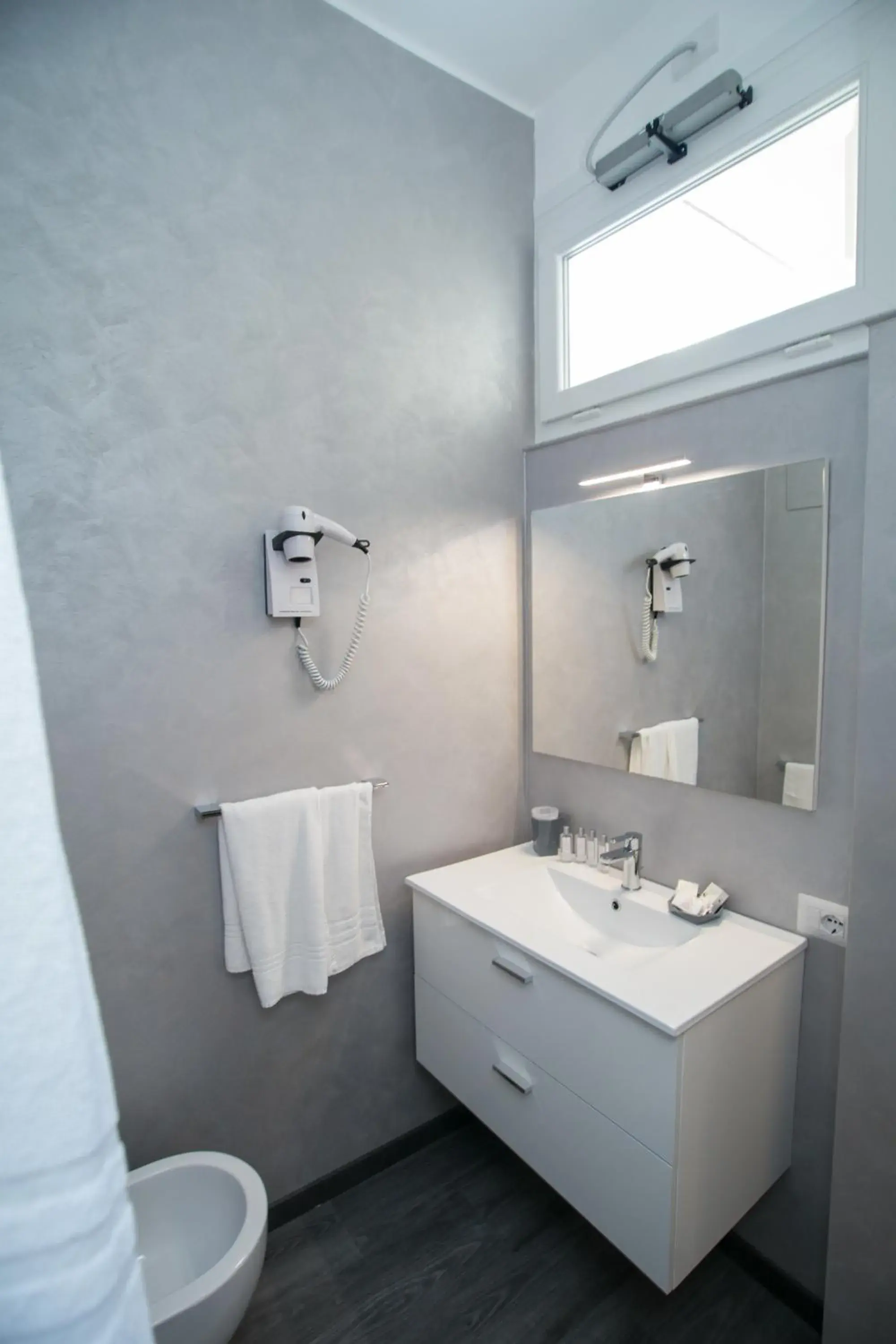 Bathroom in Hotel La Torraccia