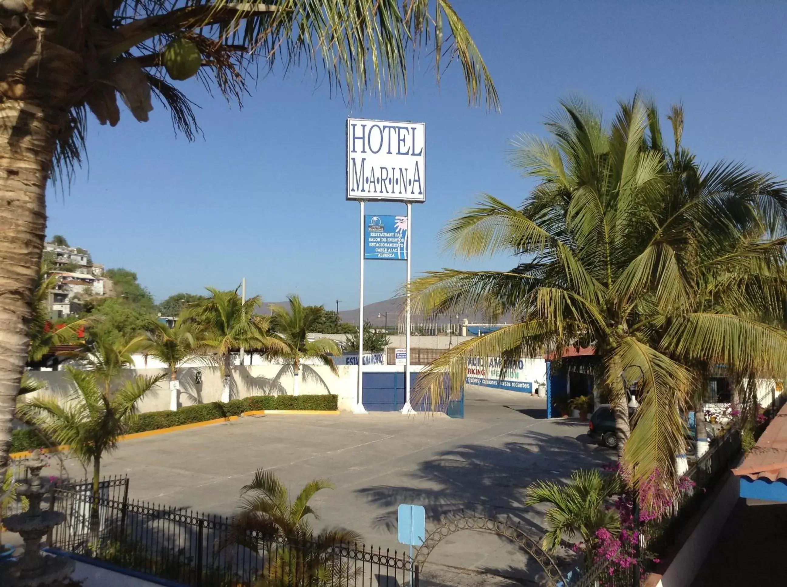 Area and facilities, Property Building in Hotel Marina Topolobampo