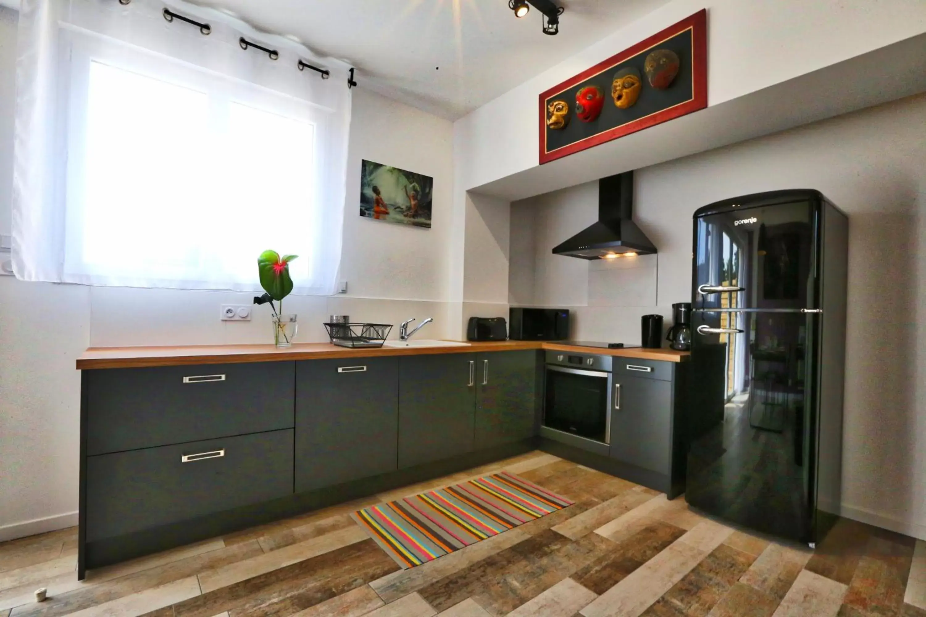 Kitchen/Kitchenette in Domaine Le Sherwood