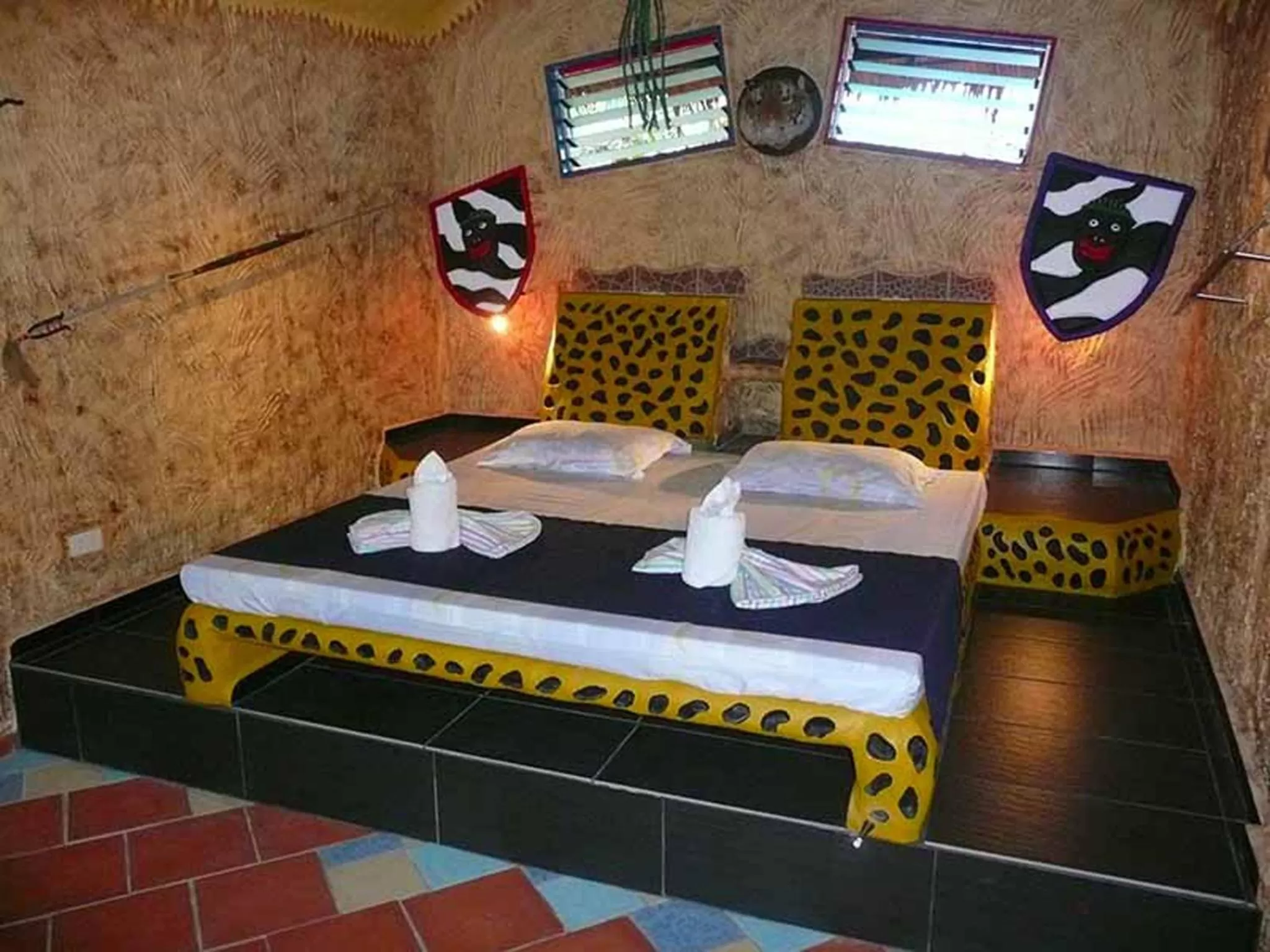 Photo of the whole room, Bed in Takatuka Beach Resort