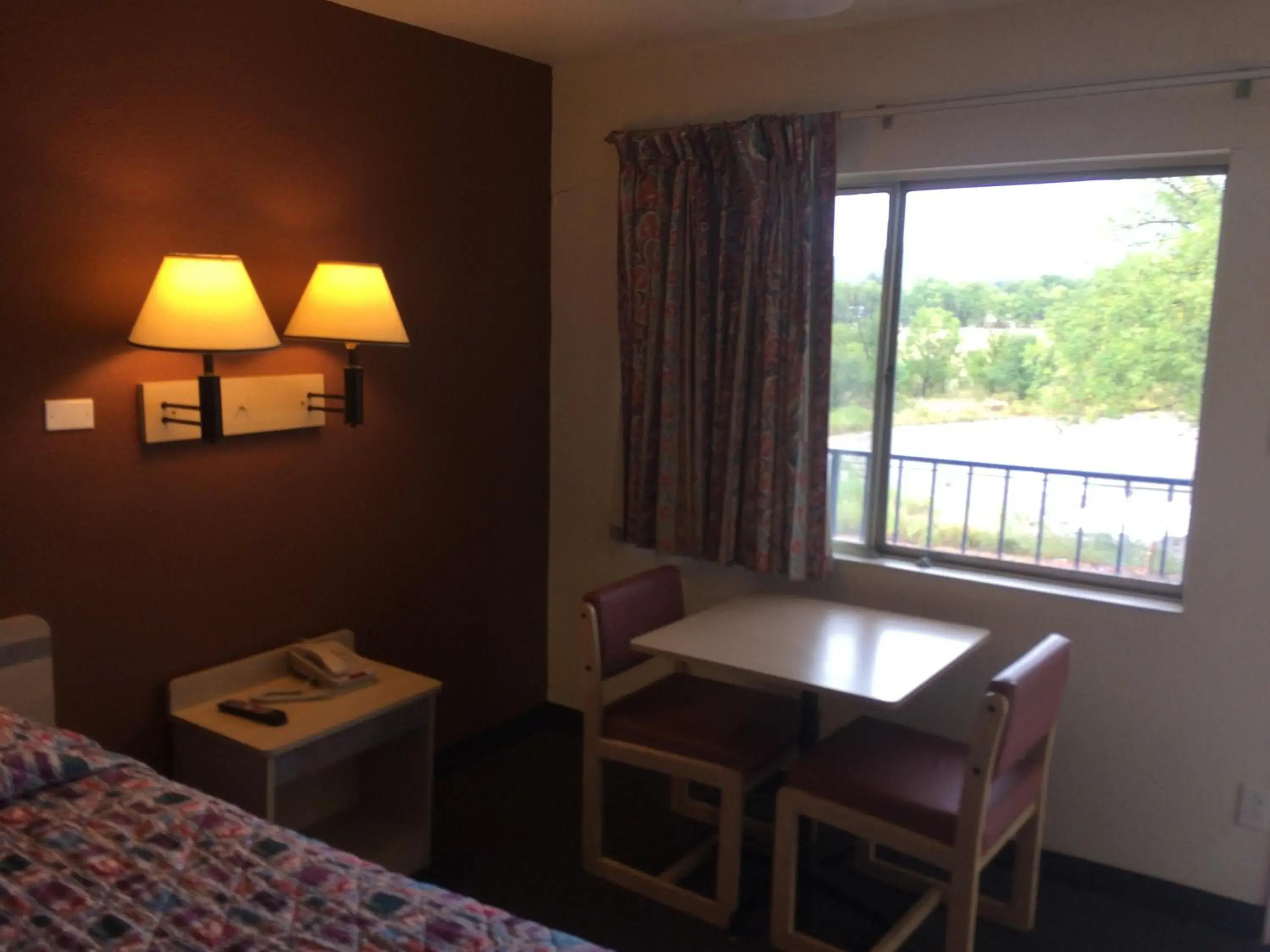 Photo of the whole room in Travelodge by Wyndham Raton