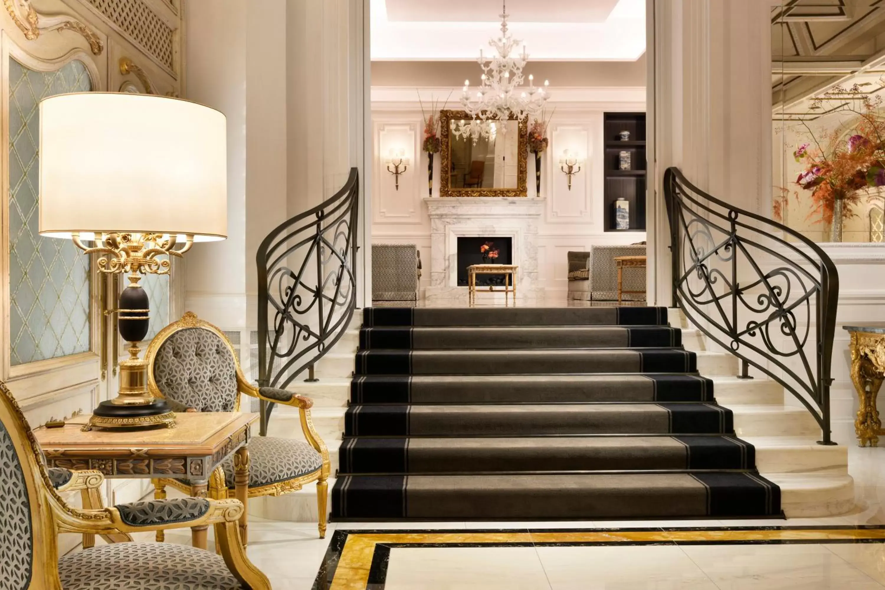 Lobby or reception in Hotel Splendide Royal - The Leading Hotels of the World