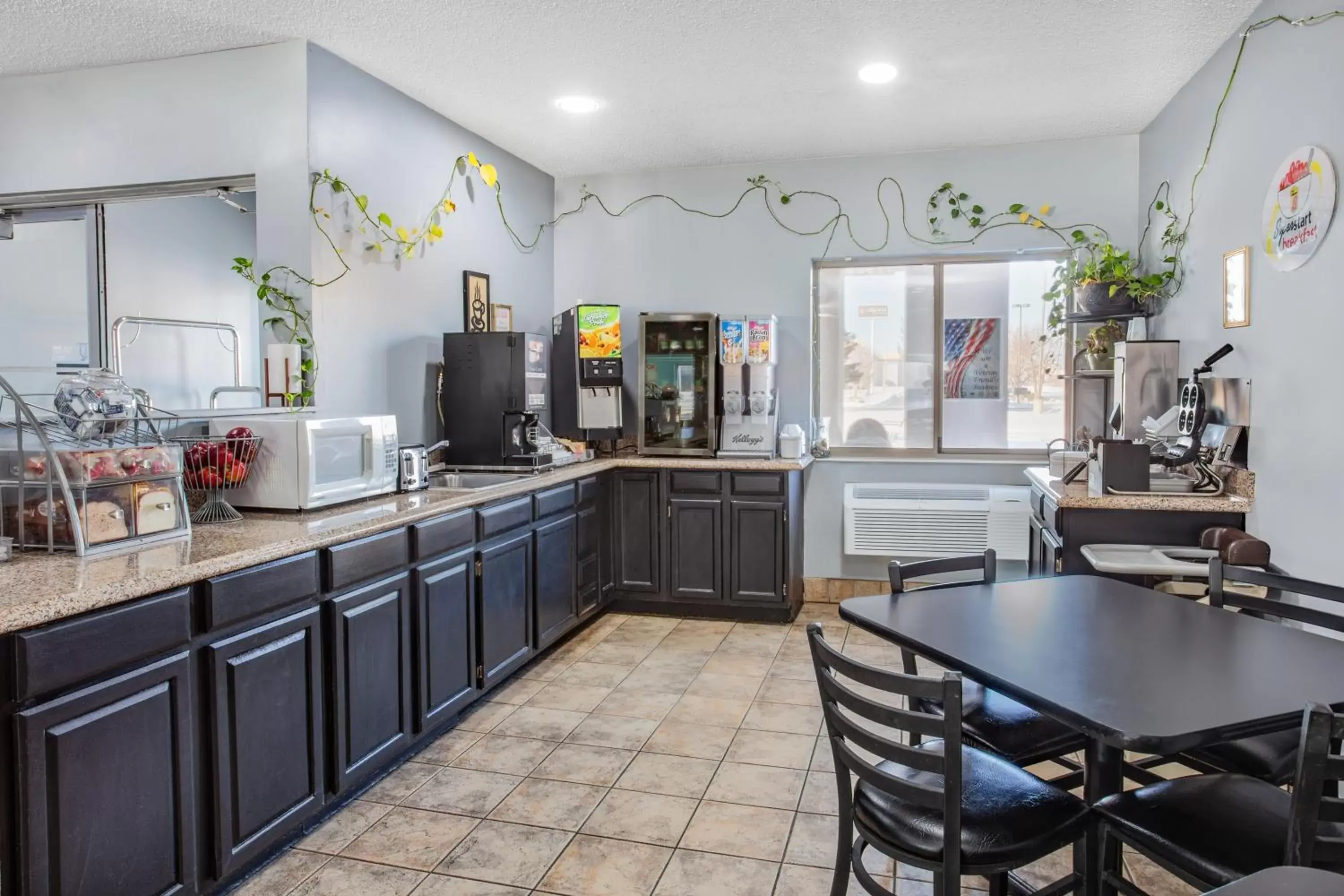 Breakfast in Super 8 by Wyndham Kokomo Breakfast in Super 8 by Wyndham Kokomo