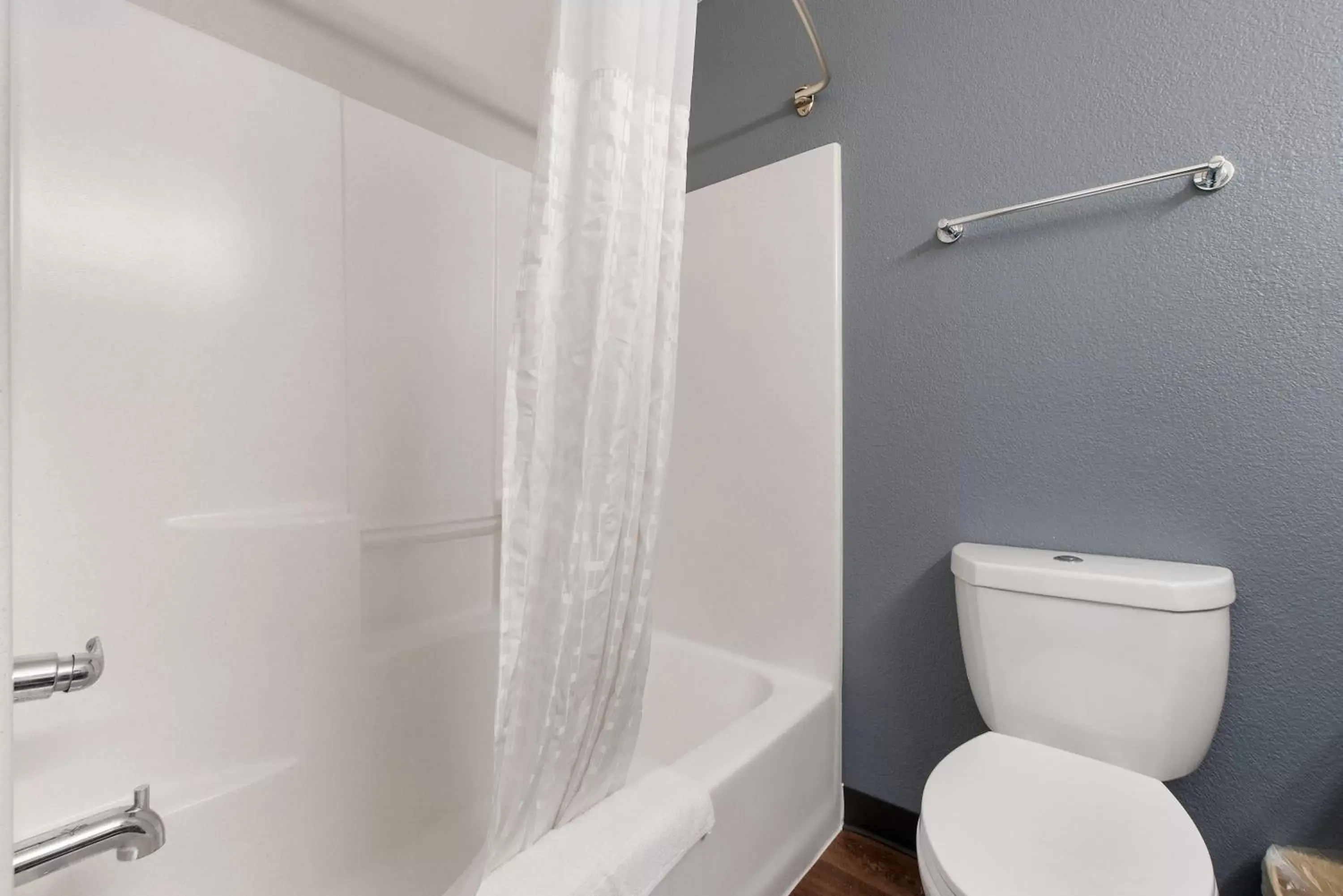 Shower, Bathroom in Extended Stay America Suites - Fremont - Newark