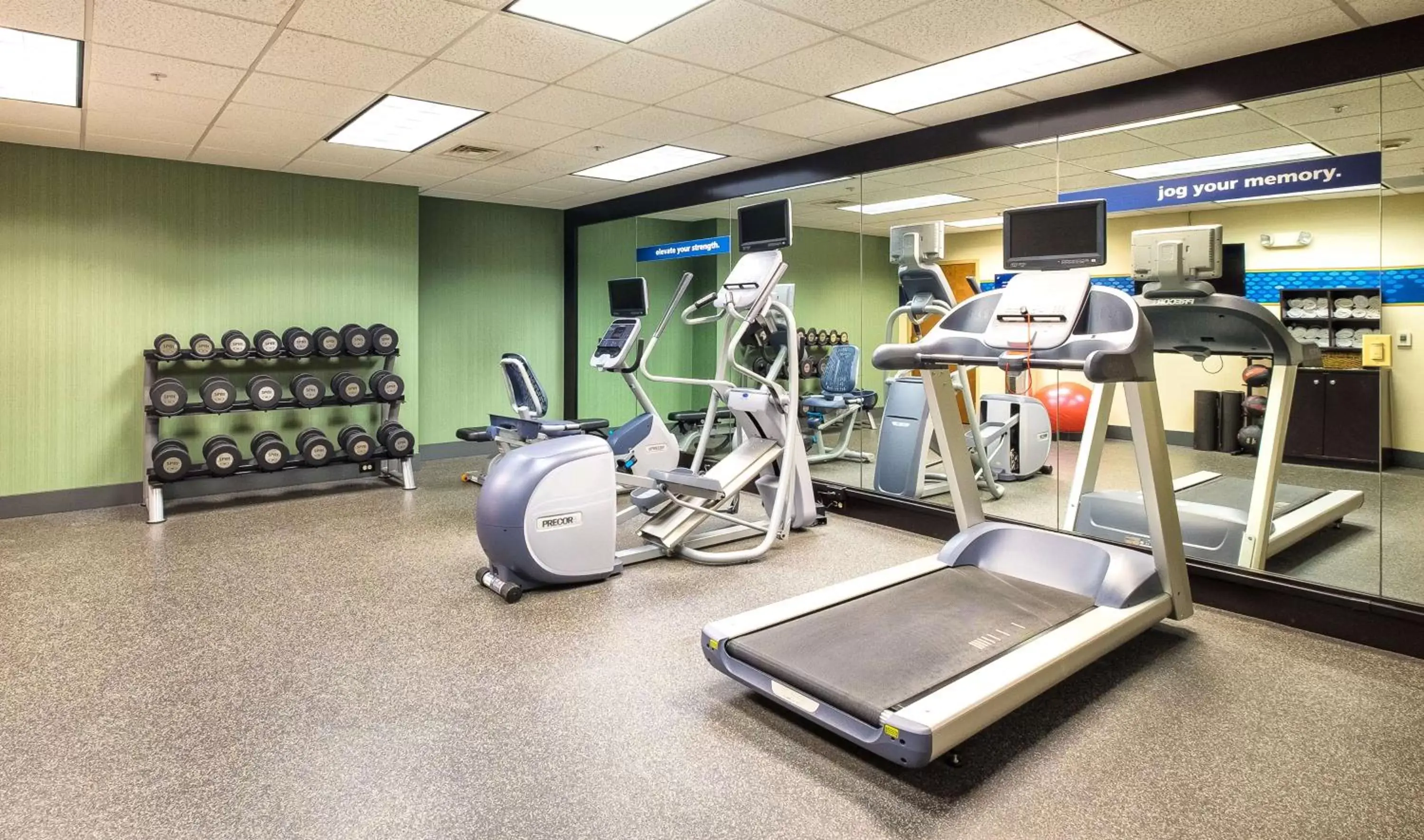 Fitness centre/facilities in Hampton Inn Waterville Fitness centre/facilities in Hampton Inn Waterville