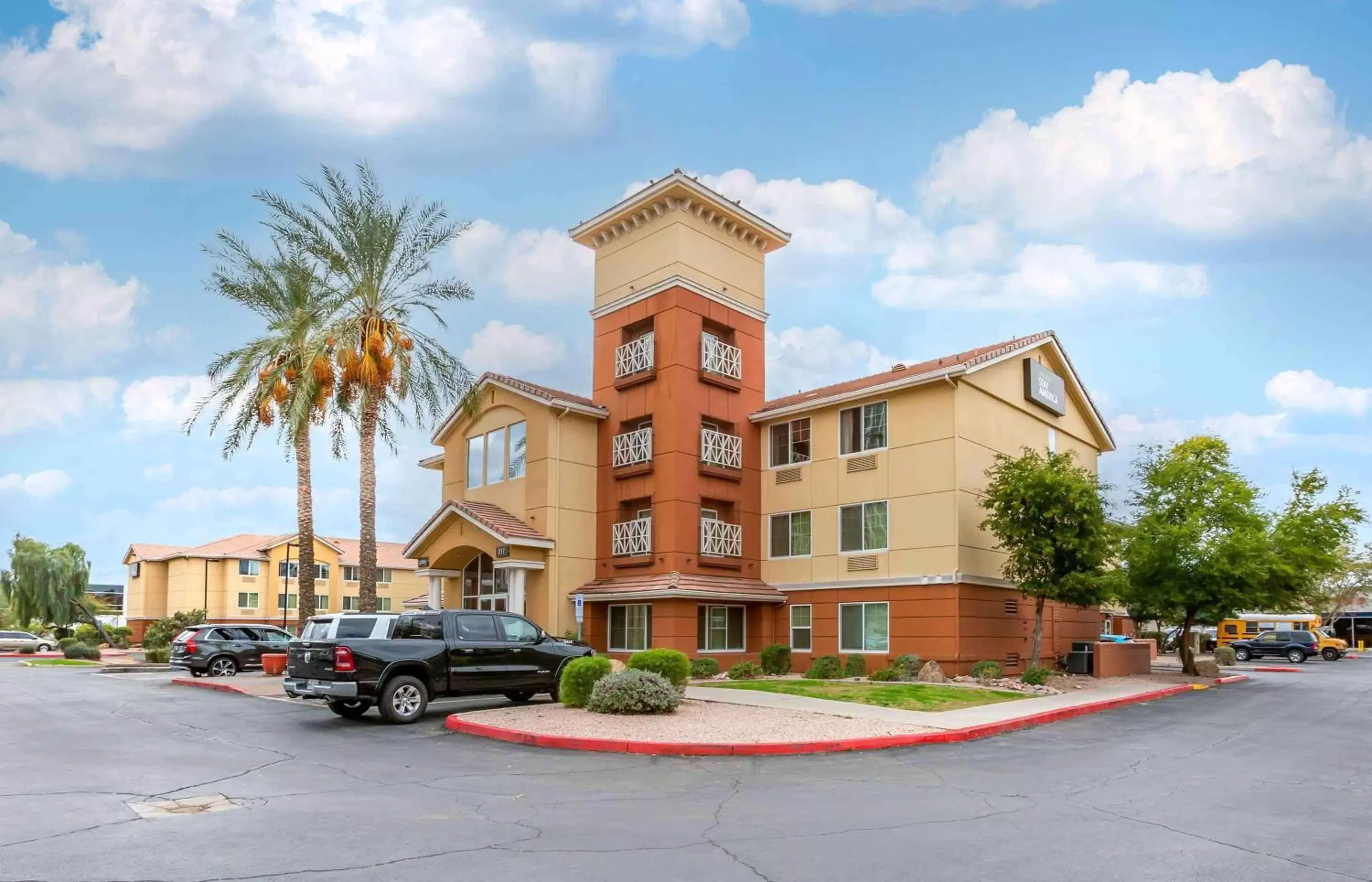 Property Building in Extended Stay America Suites - Phoenix - Midtown