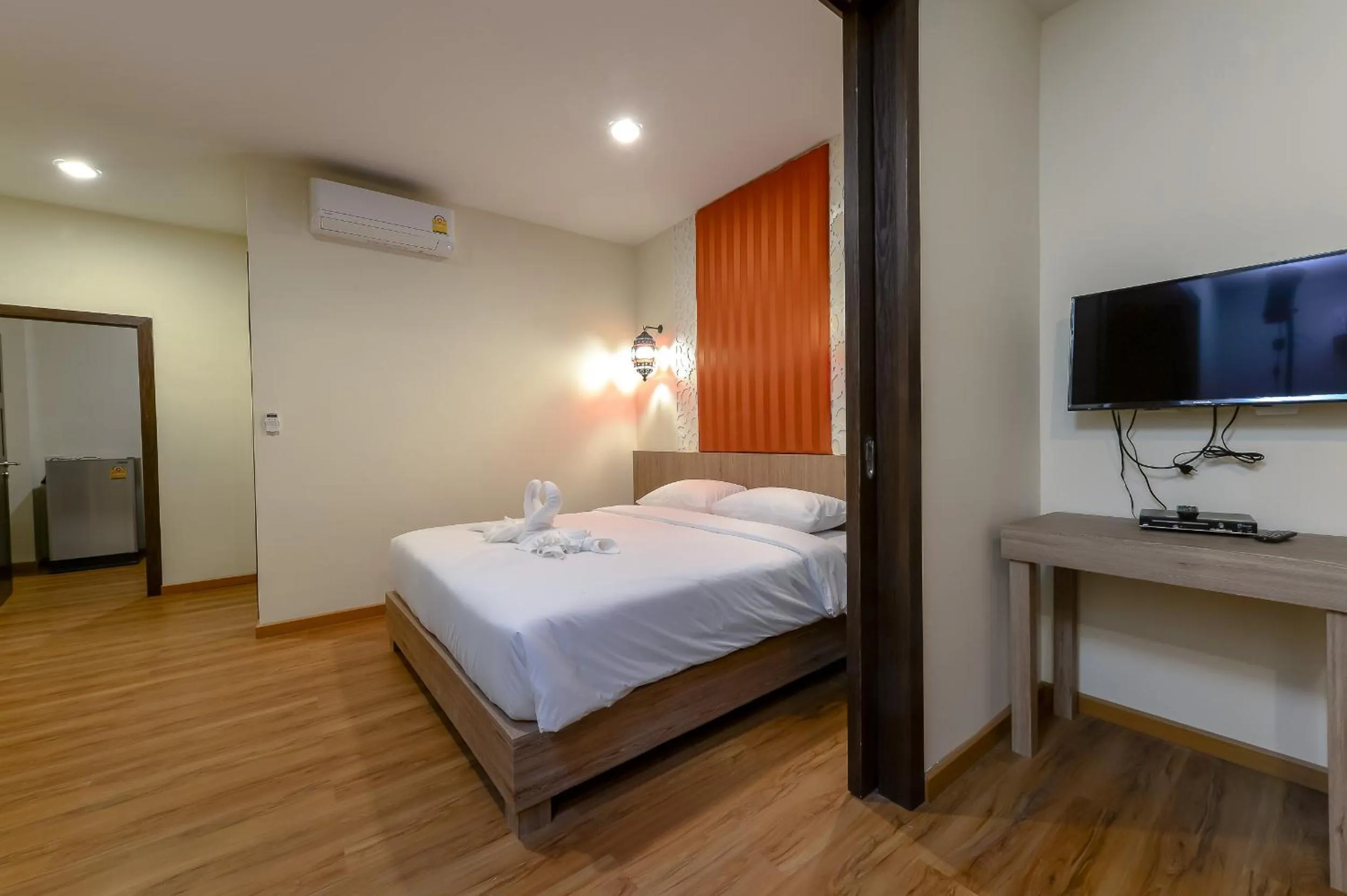 Bed in Anchanlina Hotel - SHA Plus