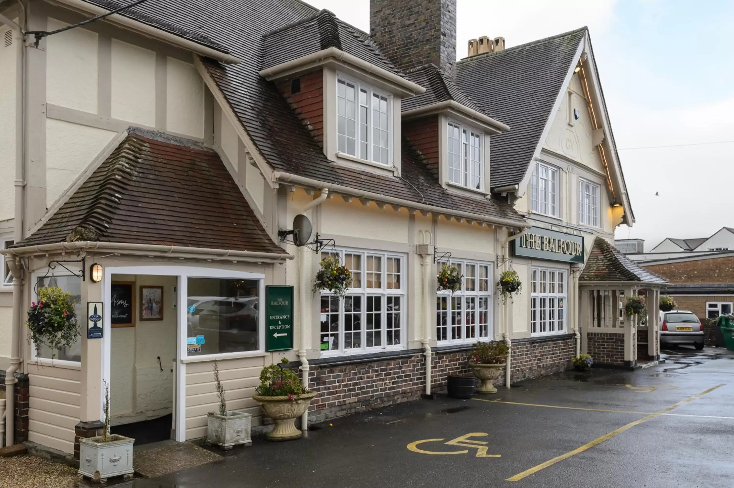 Property building in Balfour Arms