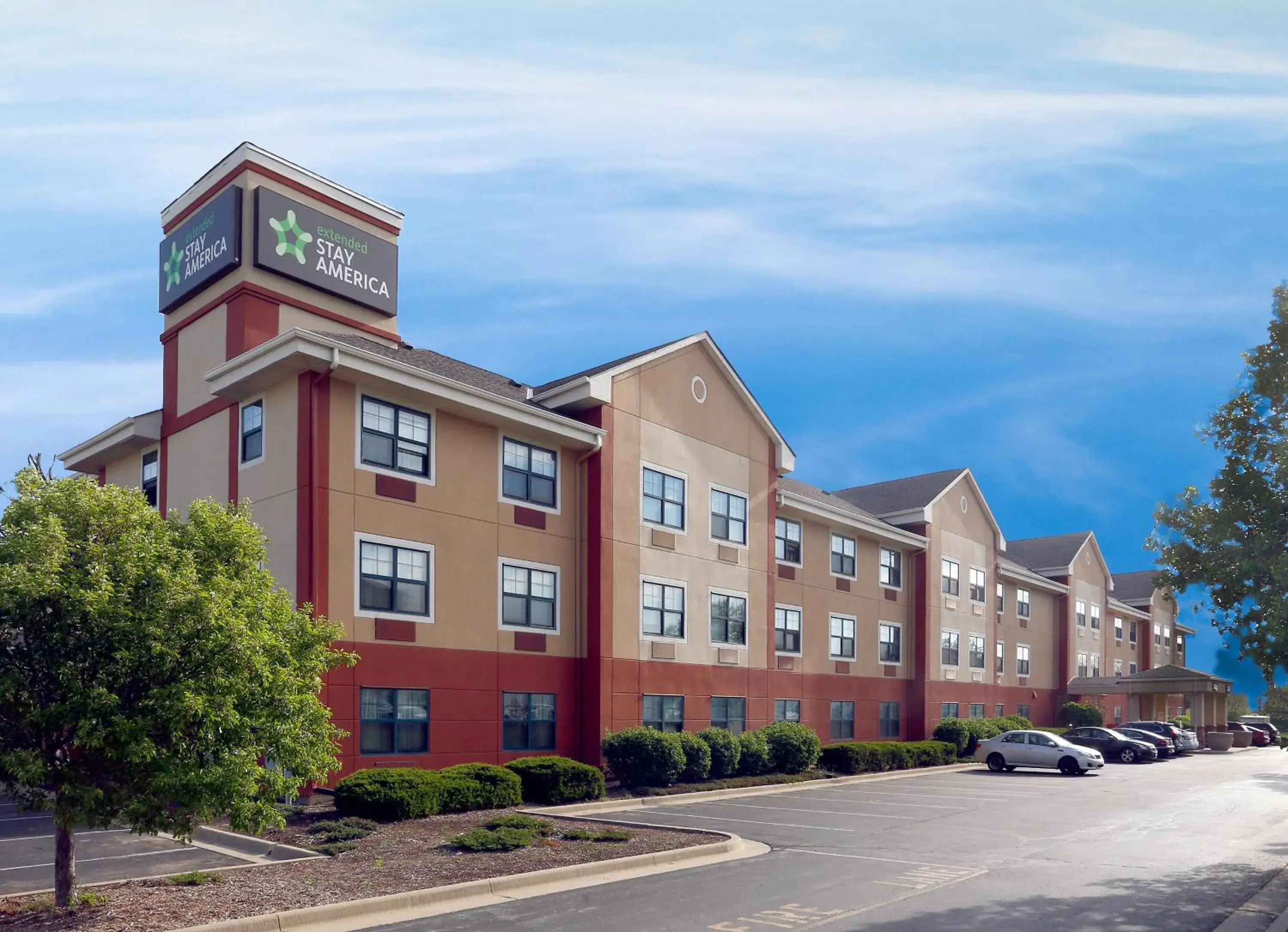 Property building in Extended Stay America Suites - Indianapolis - Airport