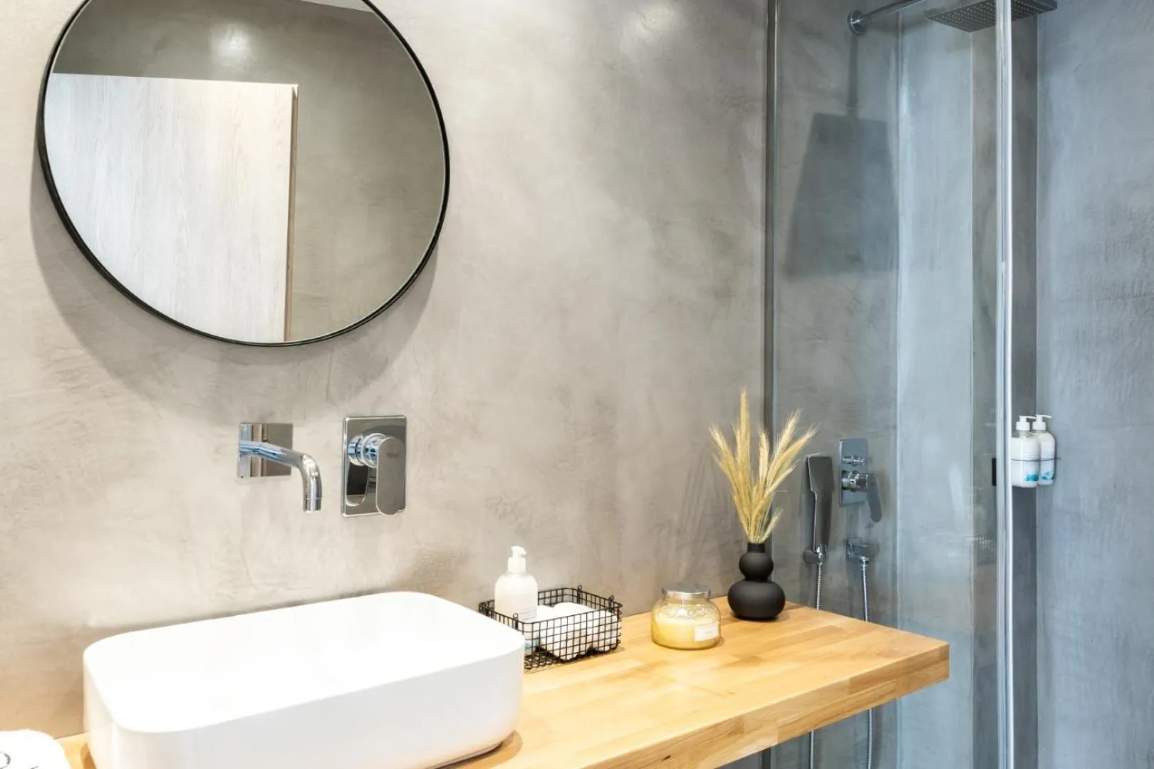 Bathroom in Melo Athens